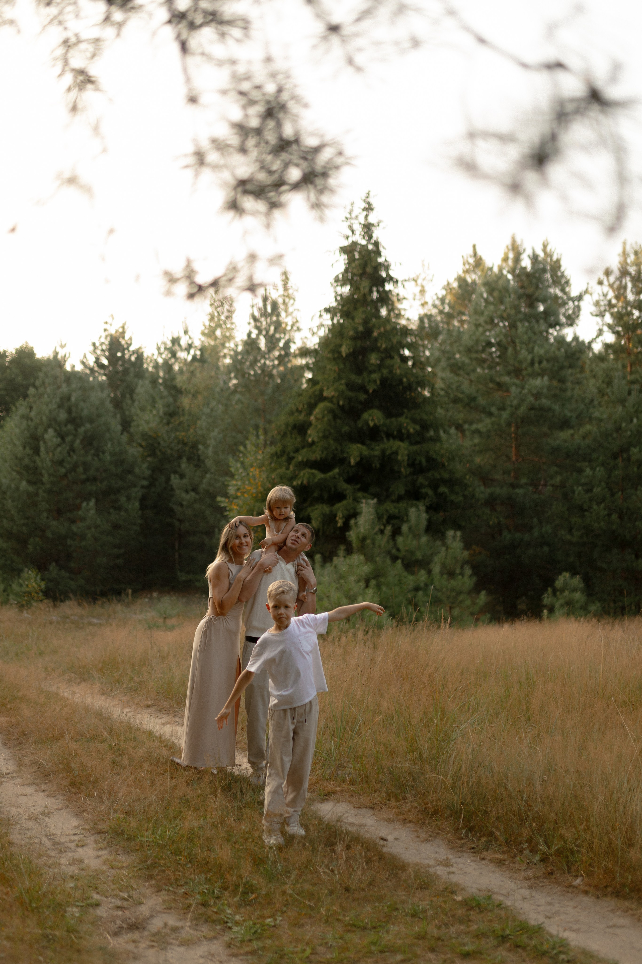 Алексей, Мария, Ваня и Варя. Фотограф Татьяна Семенова