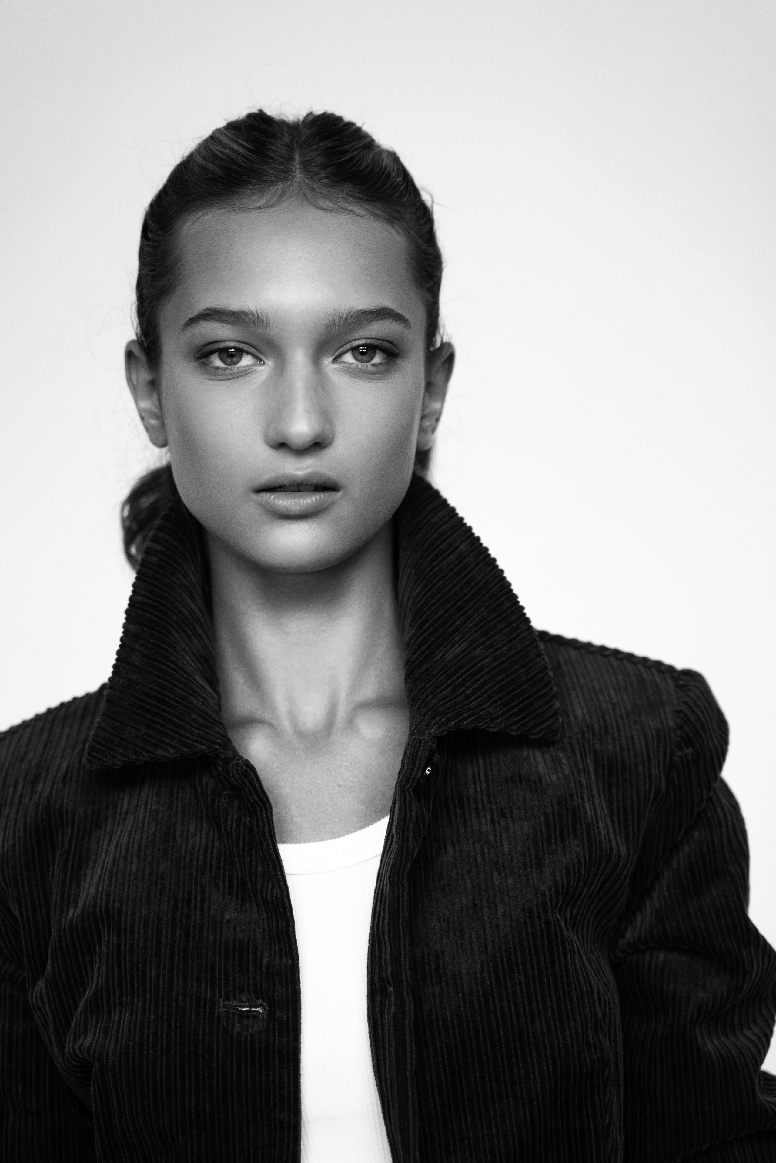 Sofi. Фотограф Москва Виктория Вишневская актерское / модельное портфолио