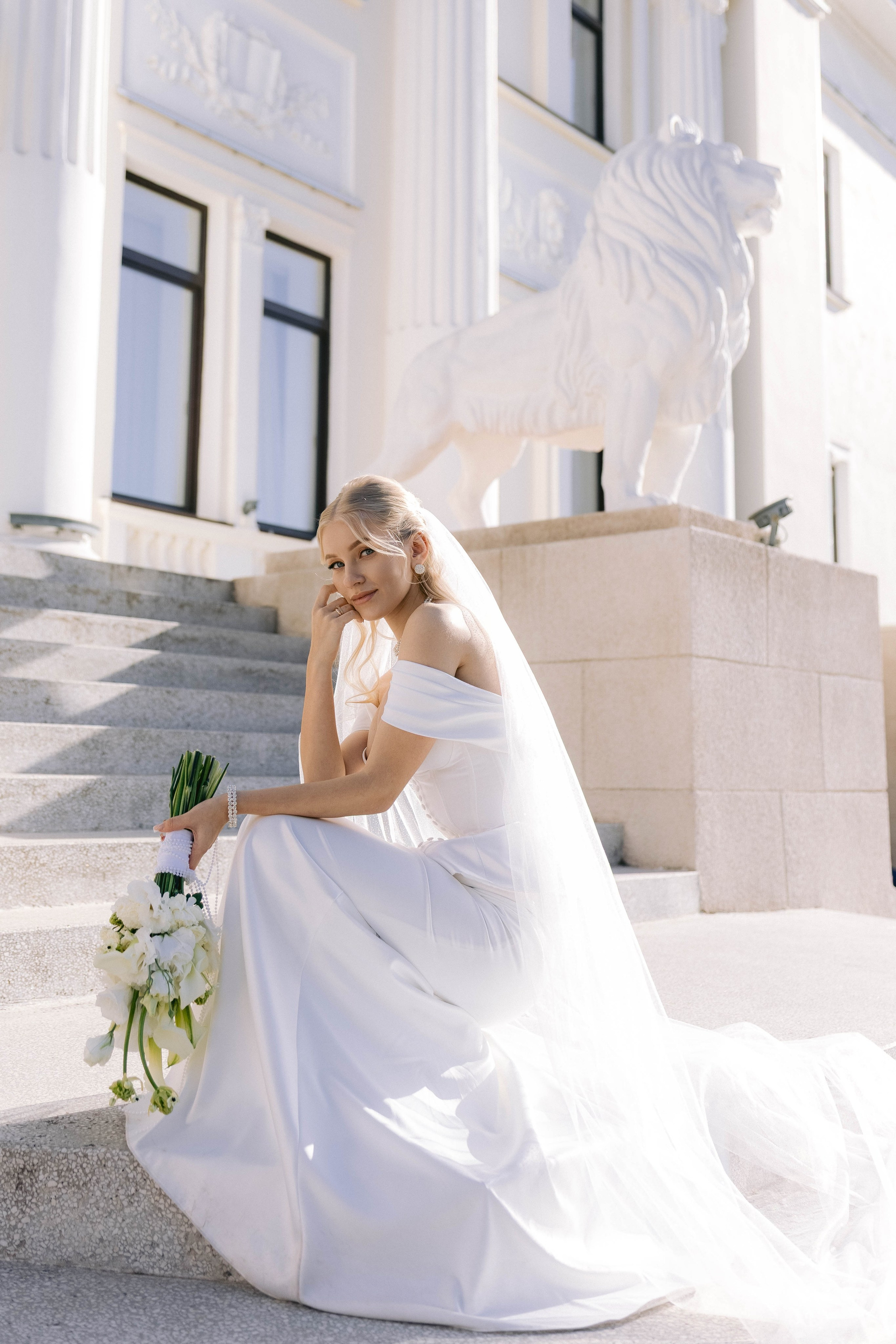 Ангелина, Ефим (прогулка после ЗАГСа). Фотограф в Волгограде Кристина Прохоренко