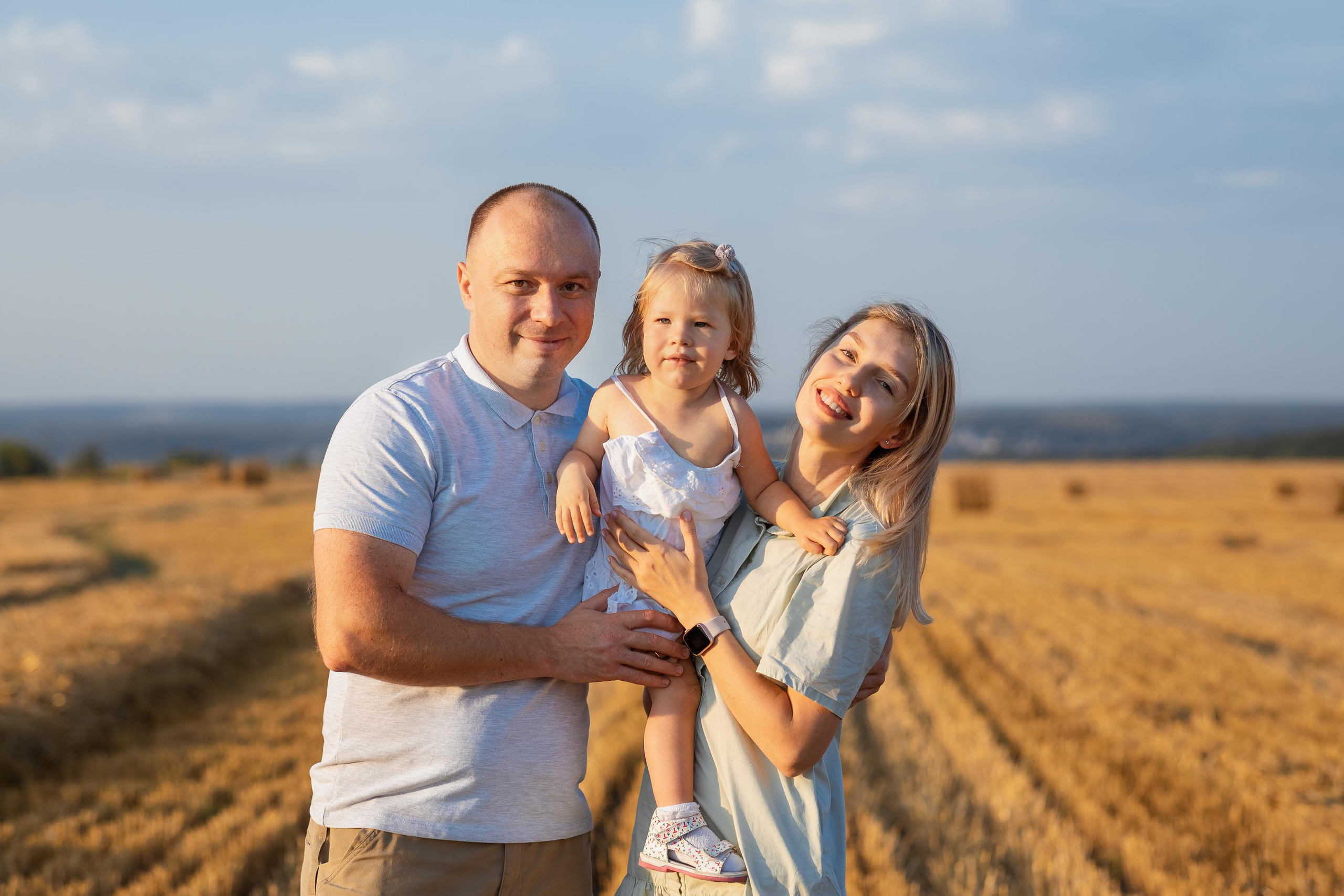 Люда, Александр, Ангелина. Женский семейный фотограф Тула Москва Захарова Анна