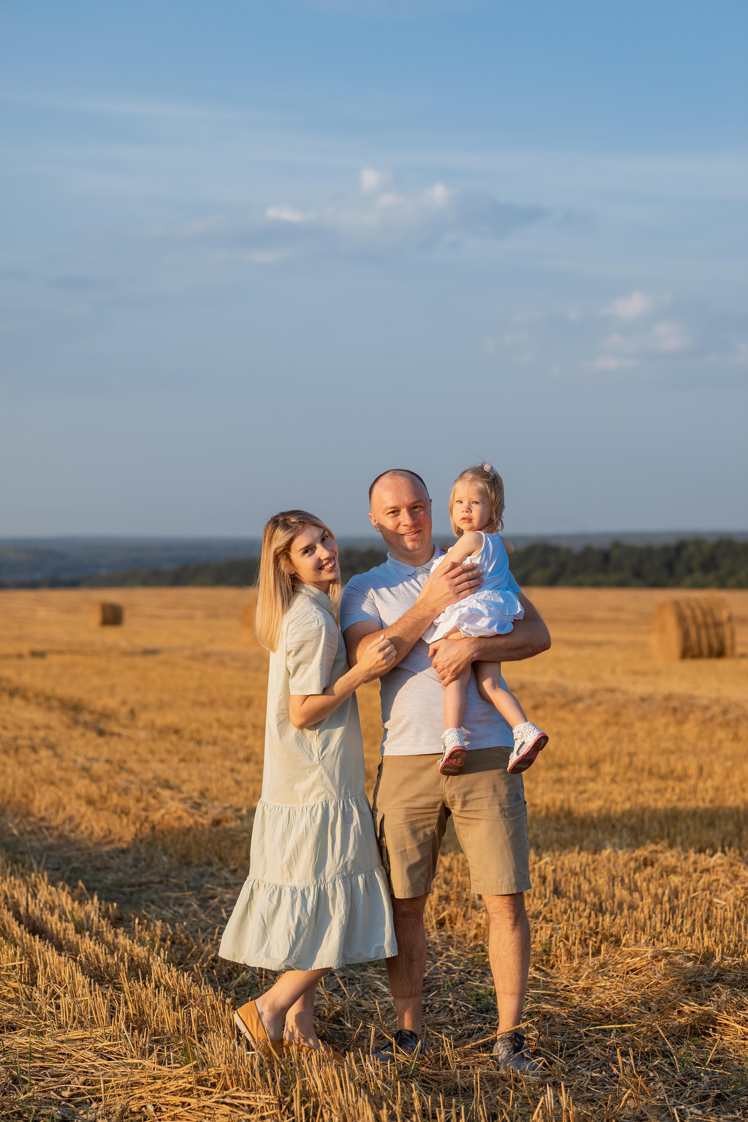Люда, Александр, Ангелина. Женский семейный фотограф Тула Москва Захарова Анна