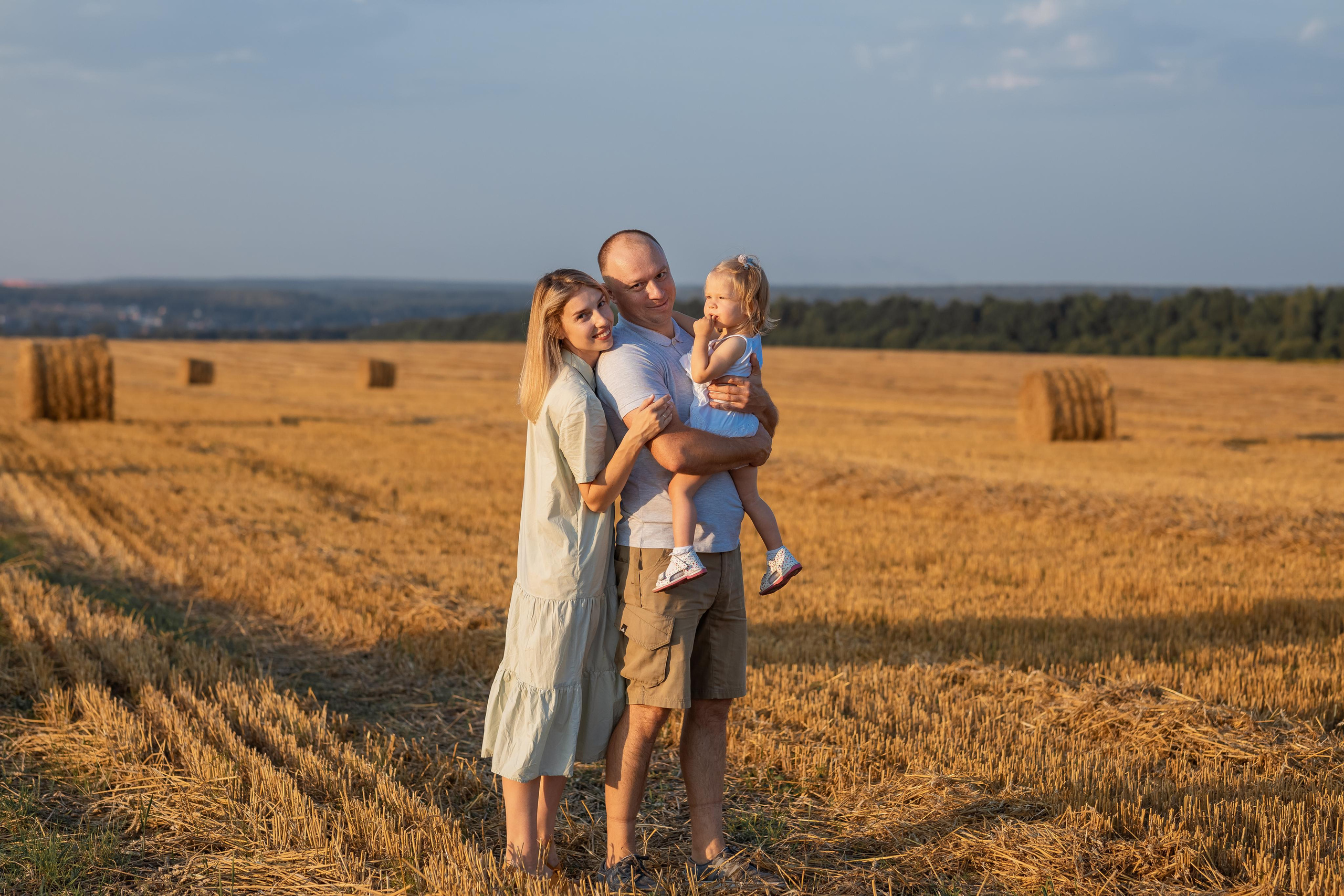 Люда, Александр, Ангелина. Женский семейный фотограф Тула Москва Захарова Анна