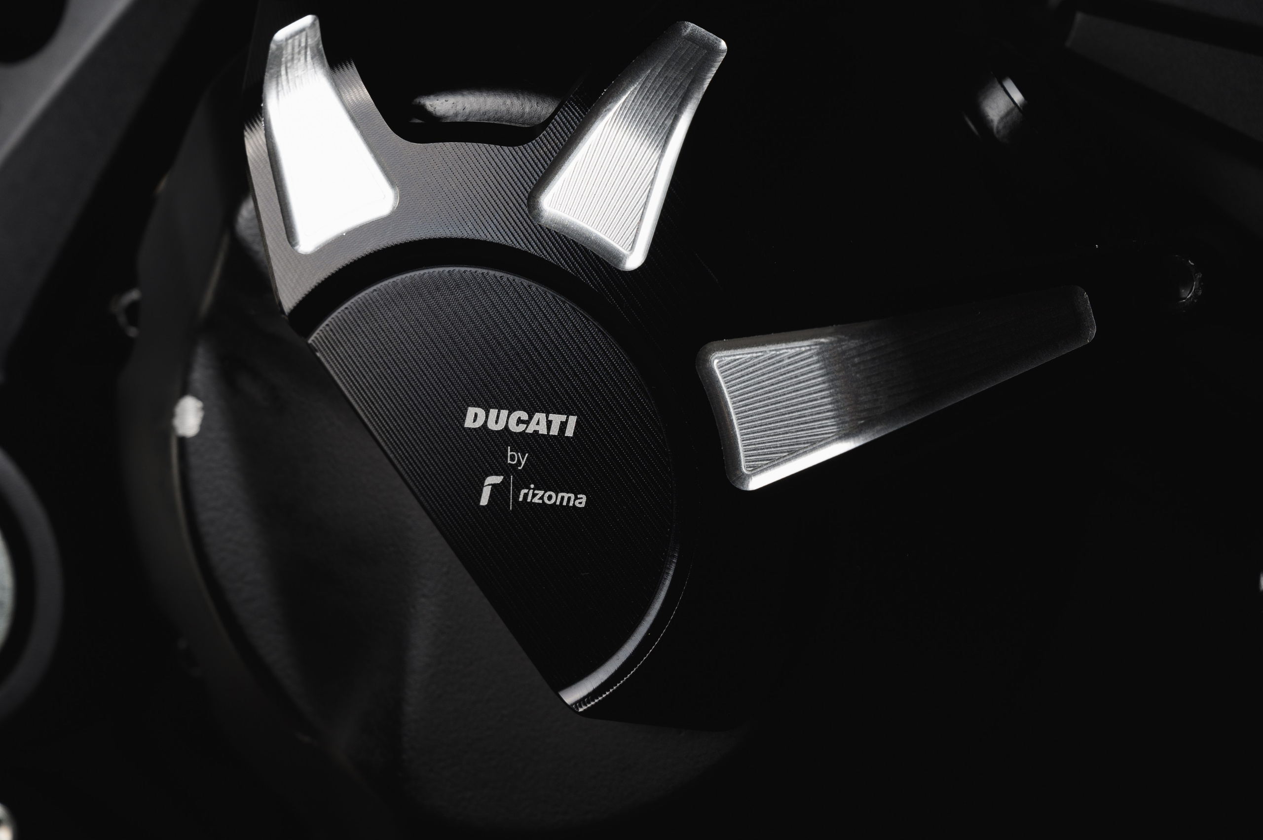 Ducati Diavel. Фотограф Вадим Лакомкин