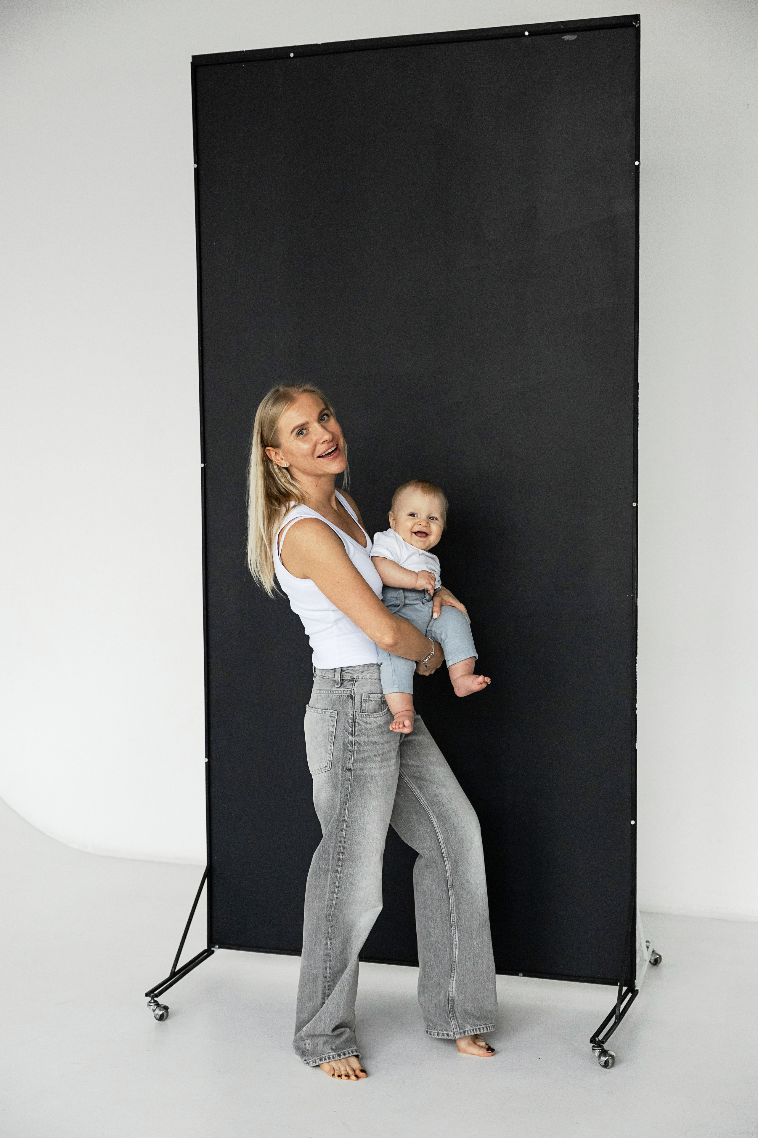 ПОРТРЕТ С МАМОЙ. Фотограф Крещение, Выписка москва