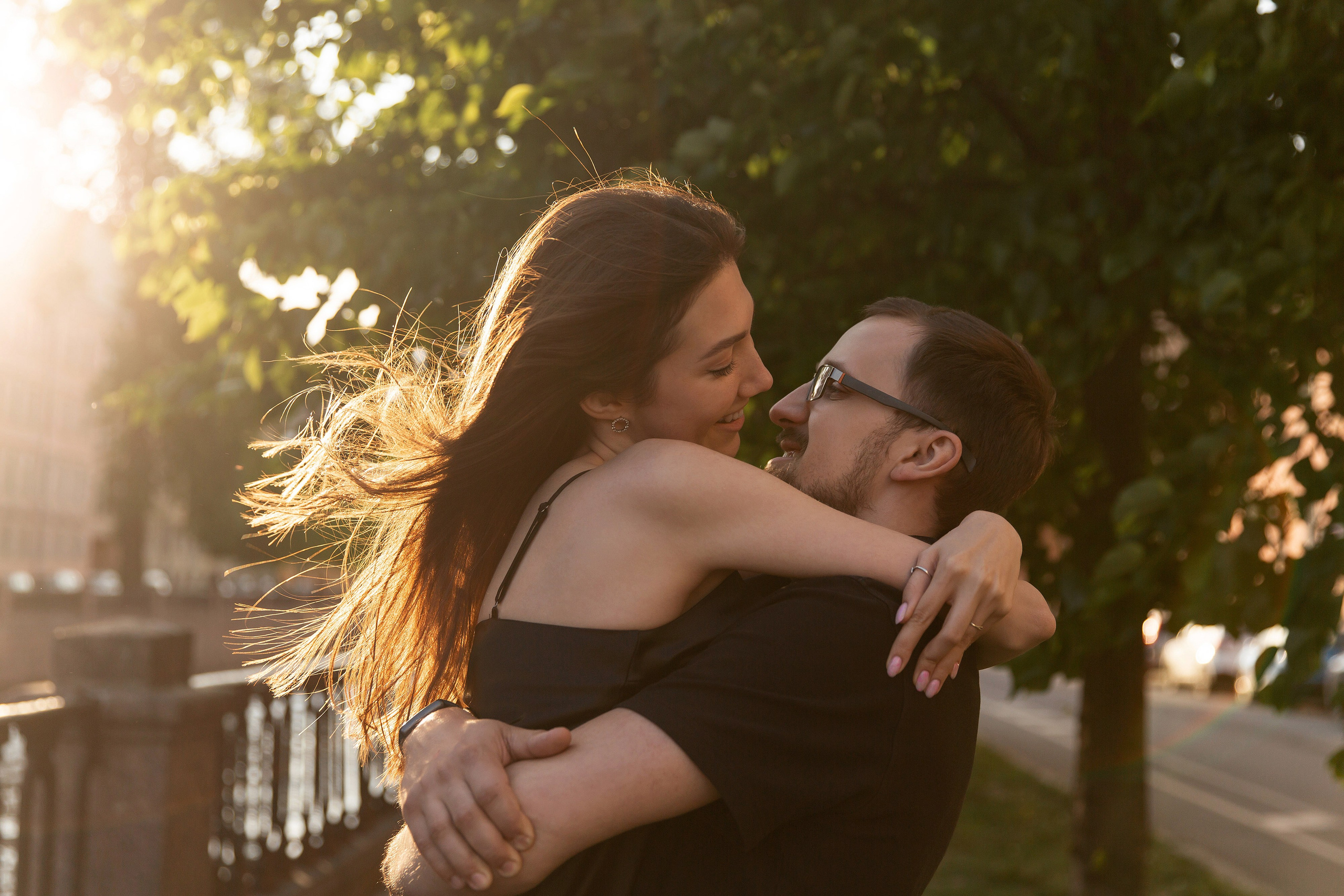 Фотосессия истории любви в центре Петербурга. Свадебный и портретный фотограф в Санкт-Петербурге Надежда Чечулина