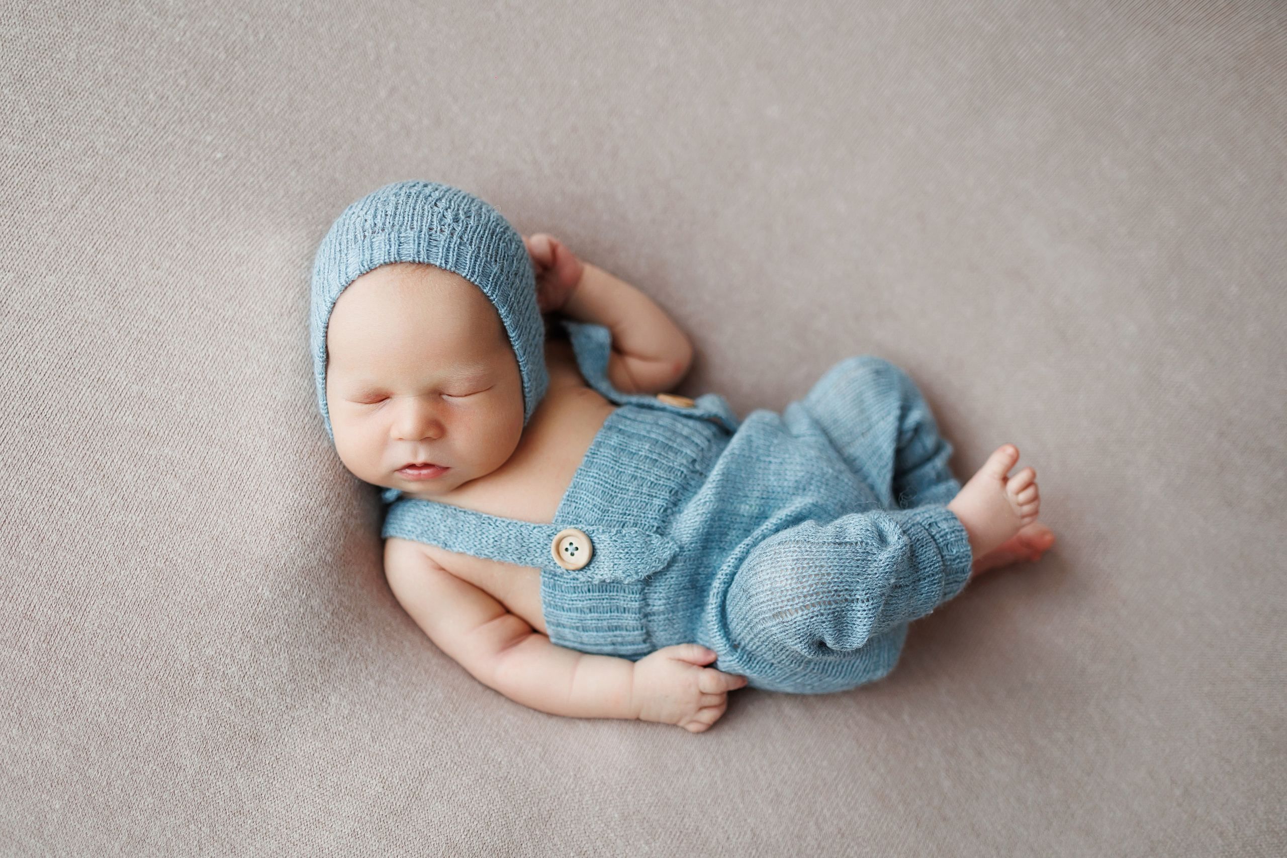 Фотосессия новорожденных в Сочи. Фотограф новорожденных в Сочи Екатерина Вялова