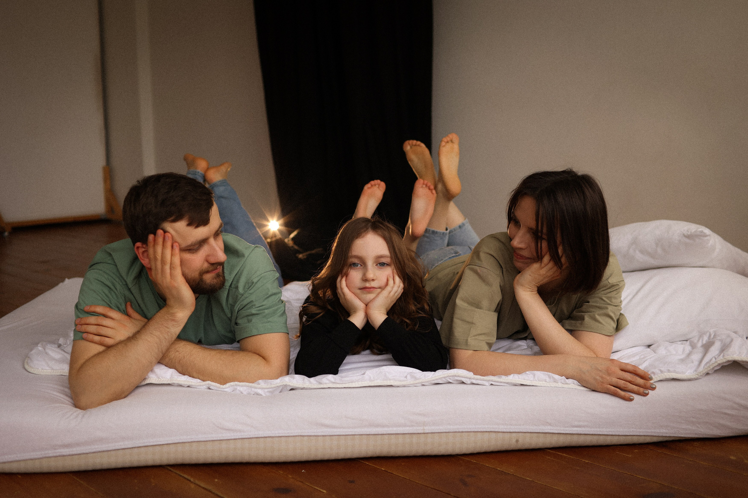 Семейная фотосессия Фотосессия в Москве Семейная фотосессия в студии. Фотограф Владимир Москва