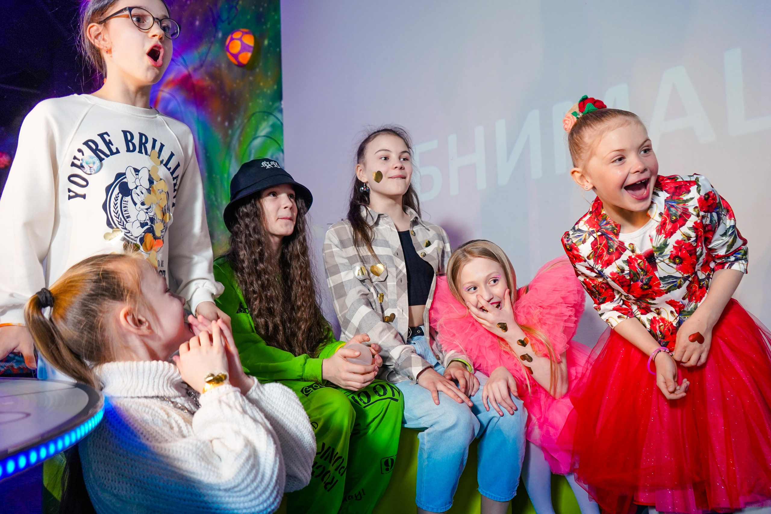 День рождения Киры в Футурамии. Семейный и портретный фотограф в Екатеринбурге Анна Лобанова