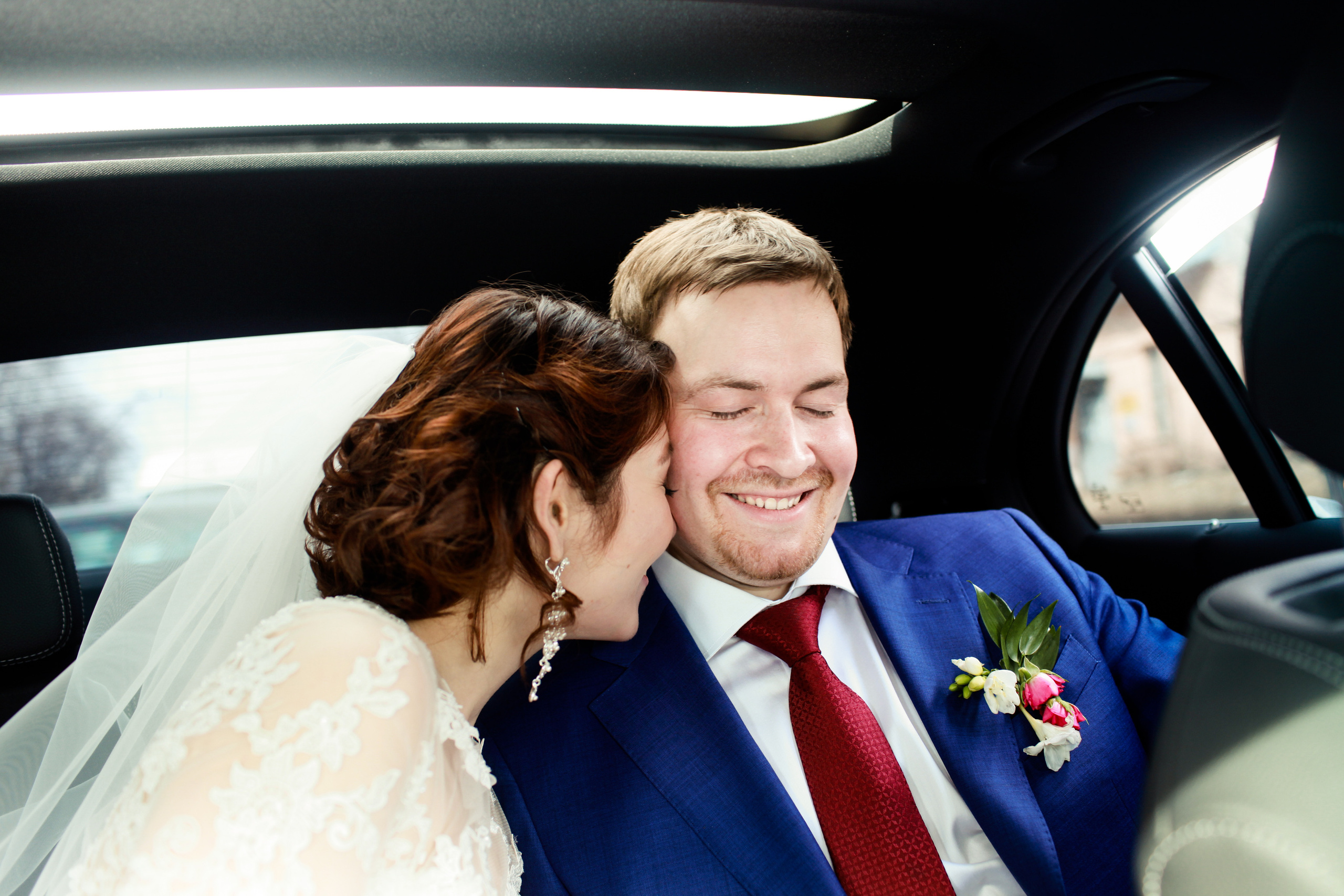 Олег и Полина 28 апреля, свадебная фотосъемка. Семейный и портретный фотограф в Екатеринбурге Анна Лобанова