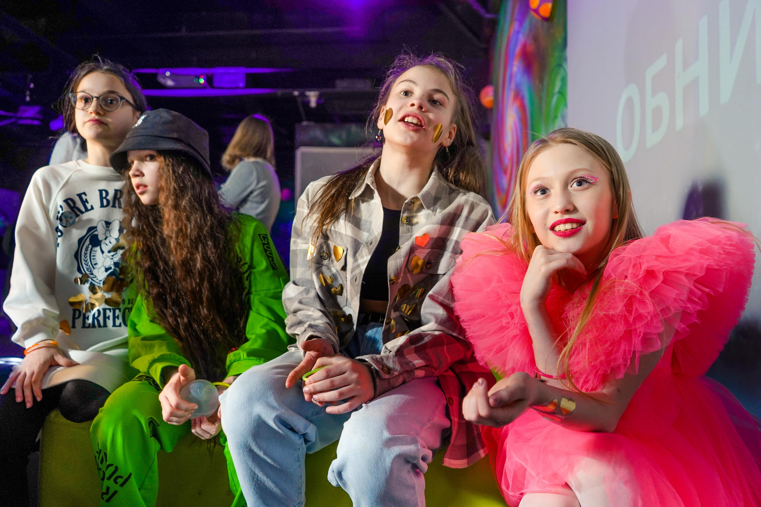 День рождения Киры в Футурамии. Семейный и портретный фотограф в Екатеринбурге Анна Лобанова