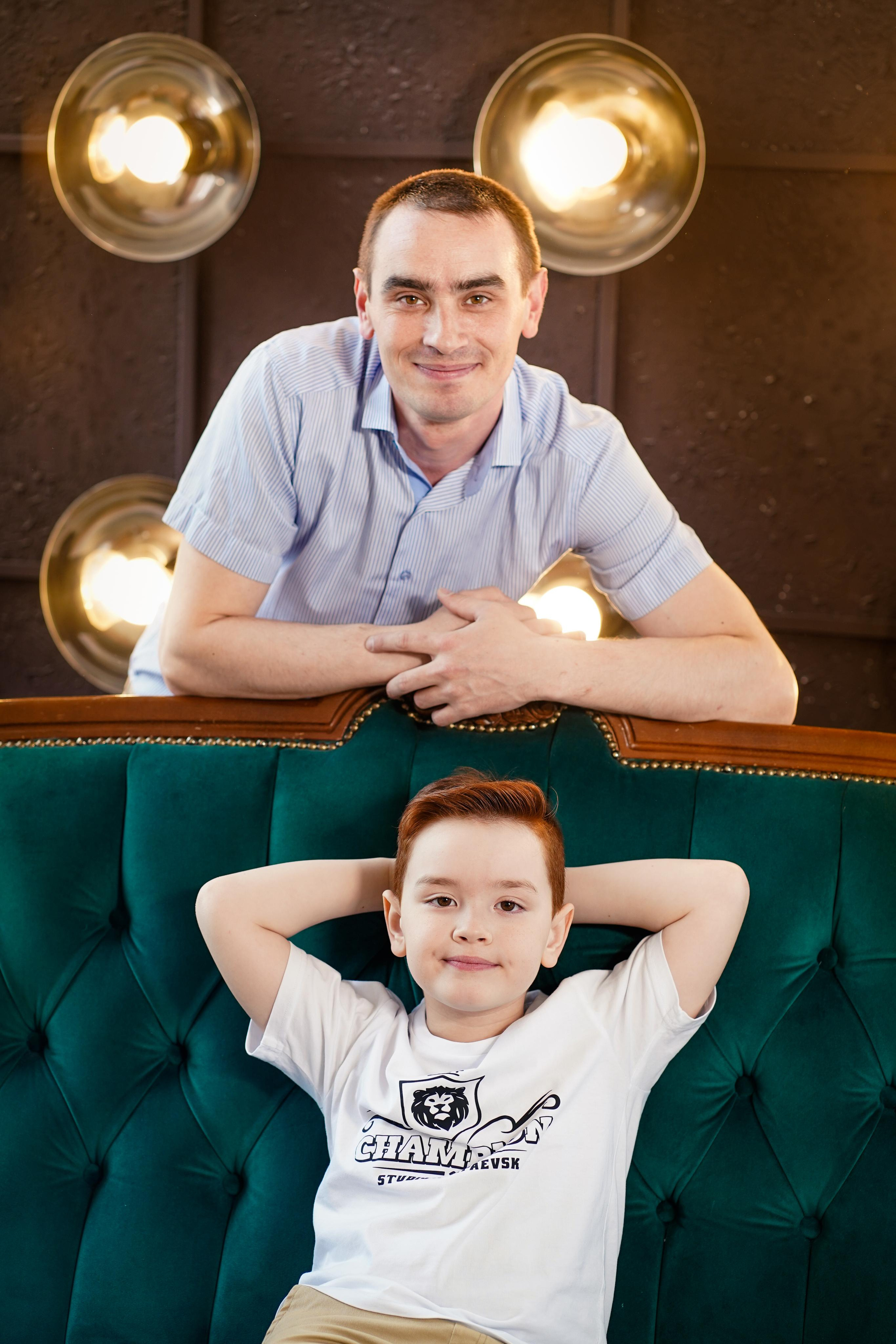 Семья в фотостудии. Семейный и портретный фотограф в Екатеринбурге Анна Лобанова