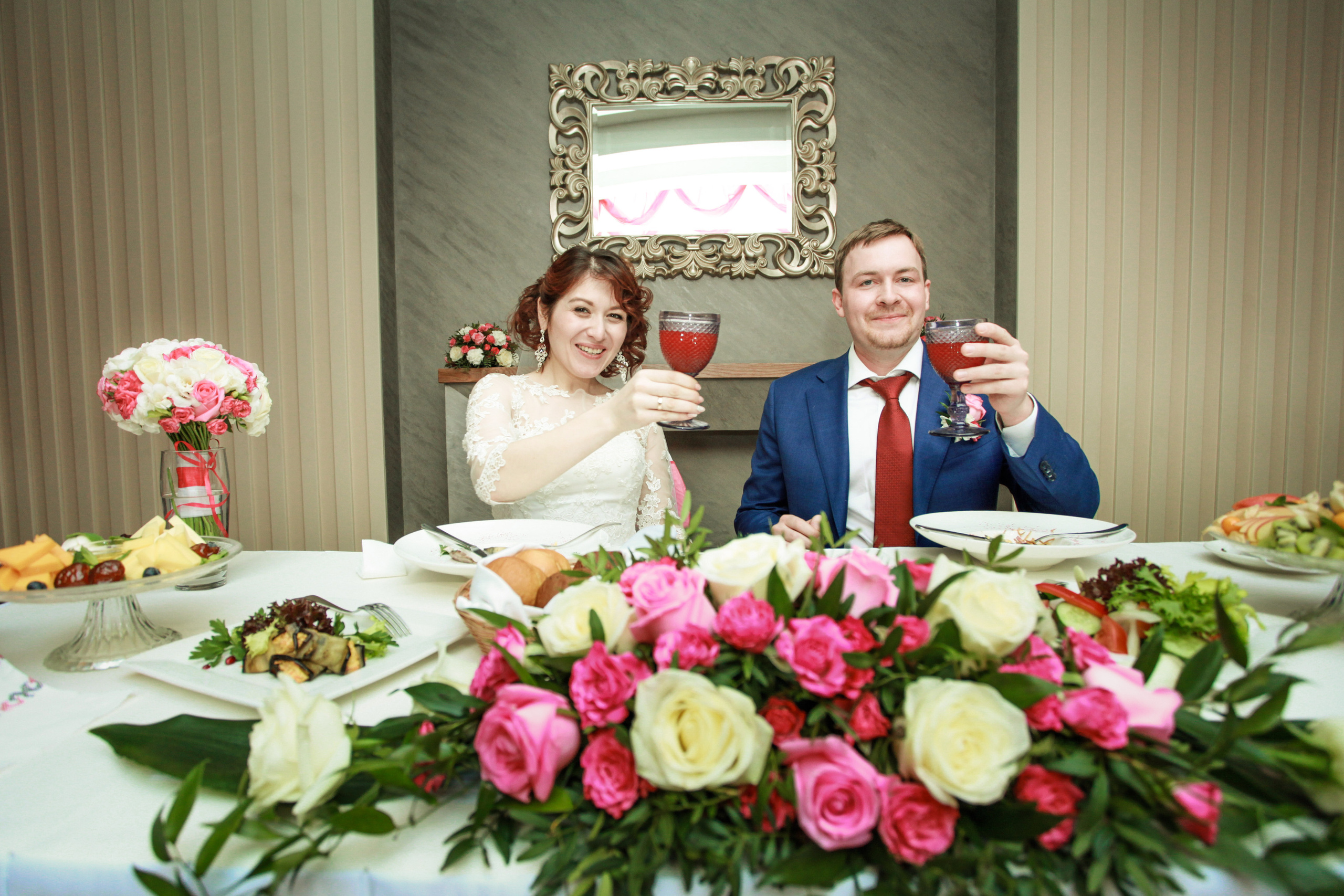 Олег и Полина 28 апреля, свадебная фотосъемка. Семейный и портретный фотограф в Екатеринбурге Анна Лобанова