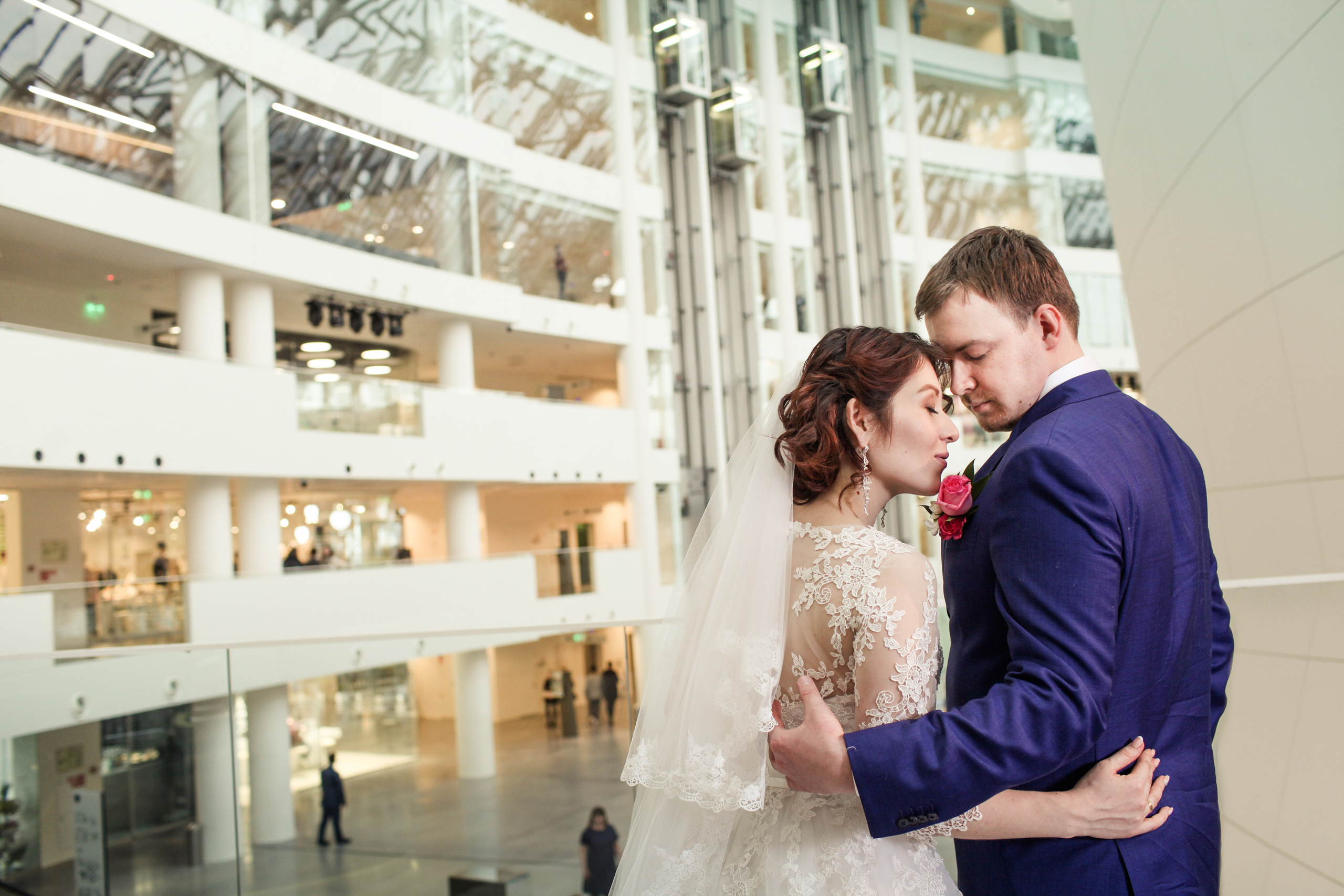 Олег и Полина 28 апреля, свадебная фотосъемка. Семейный и портретный фотограф в Екатеринбурге Анна Лобанова