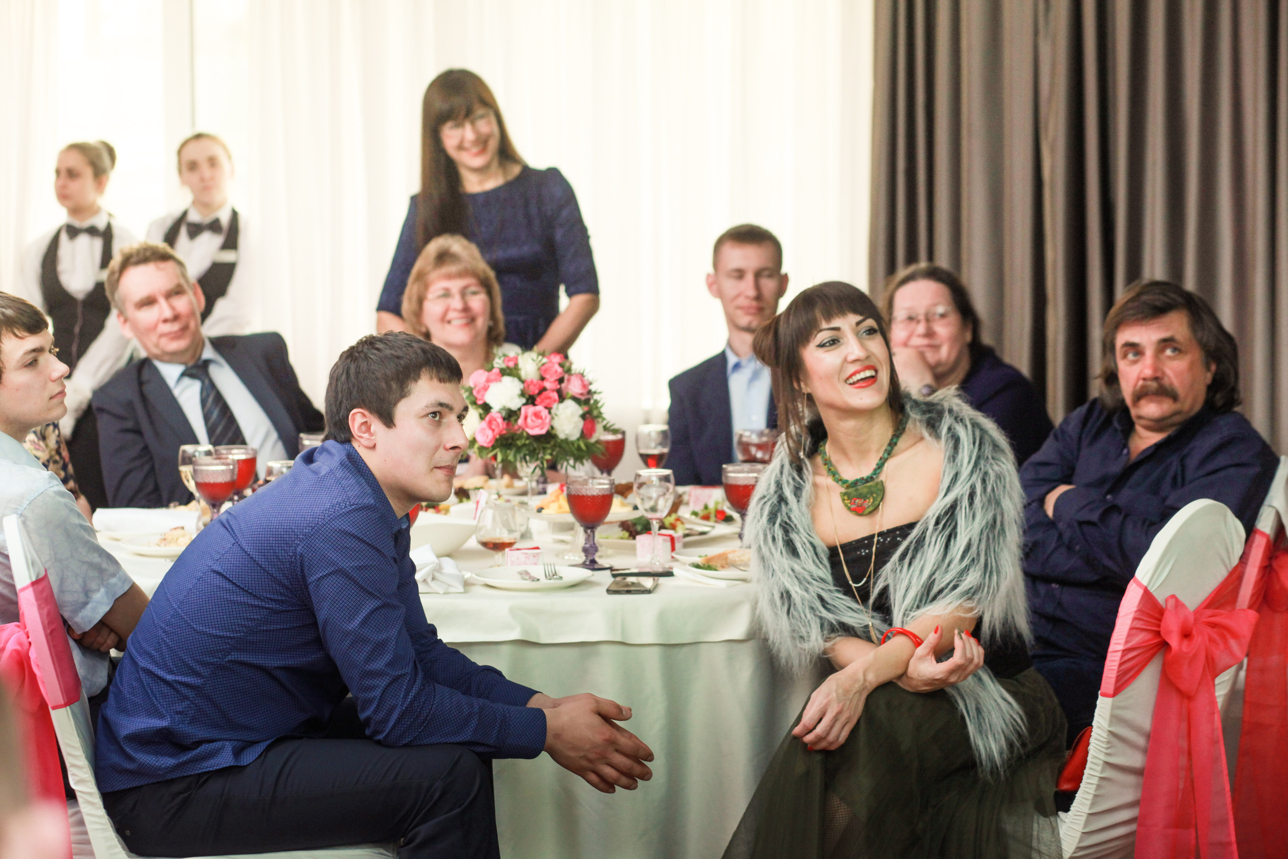 Олег и Полина 28 апреля, свадебная фотосъемка. Семейный и портретный фотограф в Екатеринбурге Анна Лобанова