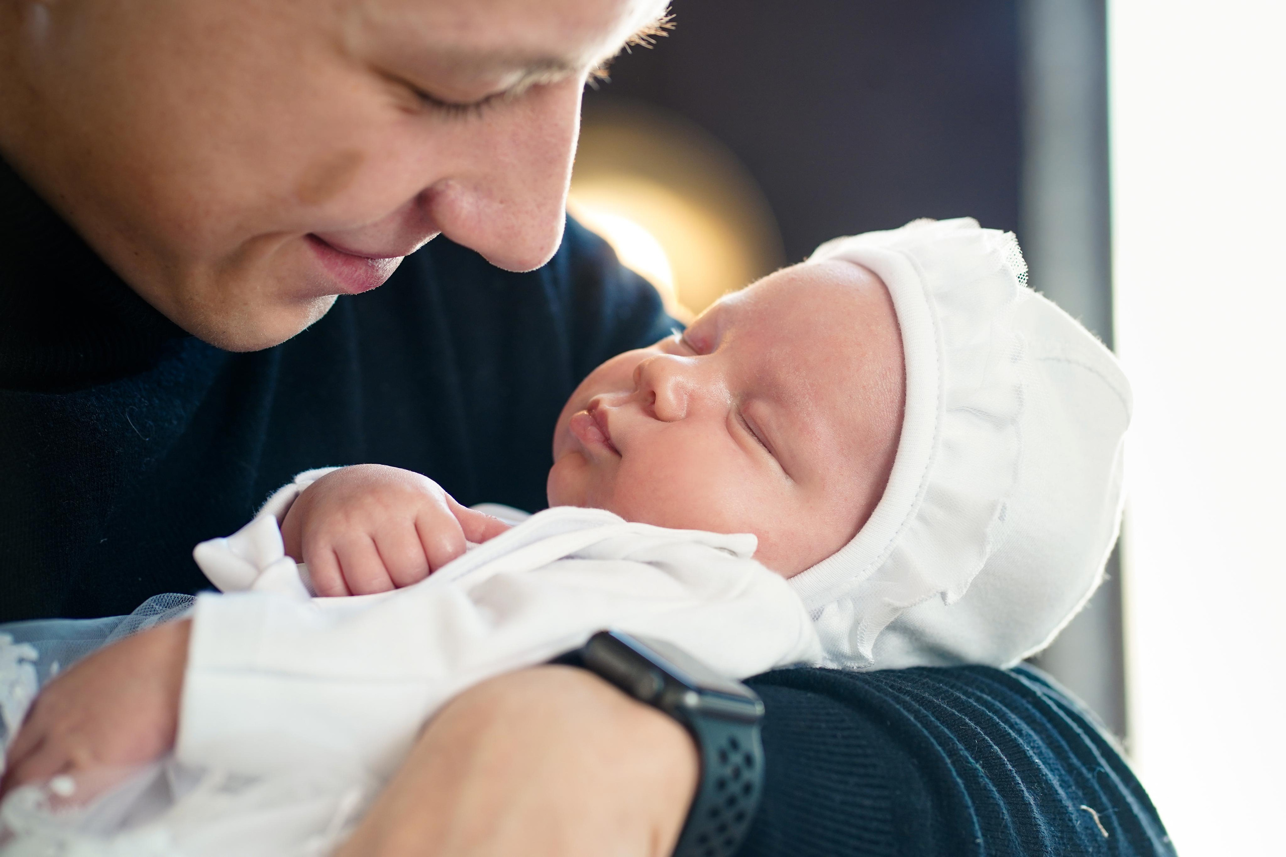 Семейная фотосессия в честь рождения дочки. Семейный и портретный фотограф в Екатеринбурге Анна Лобанова