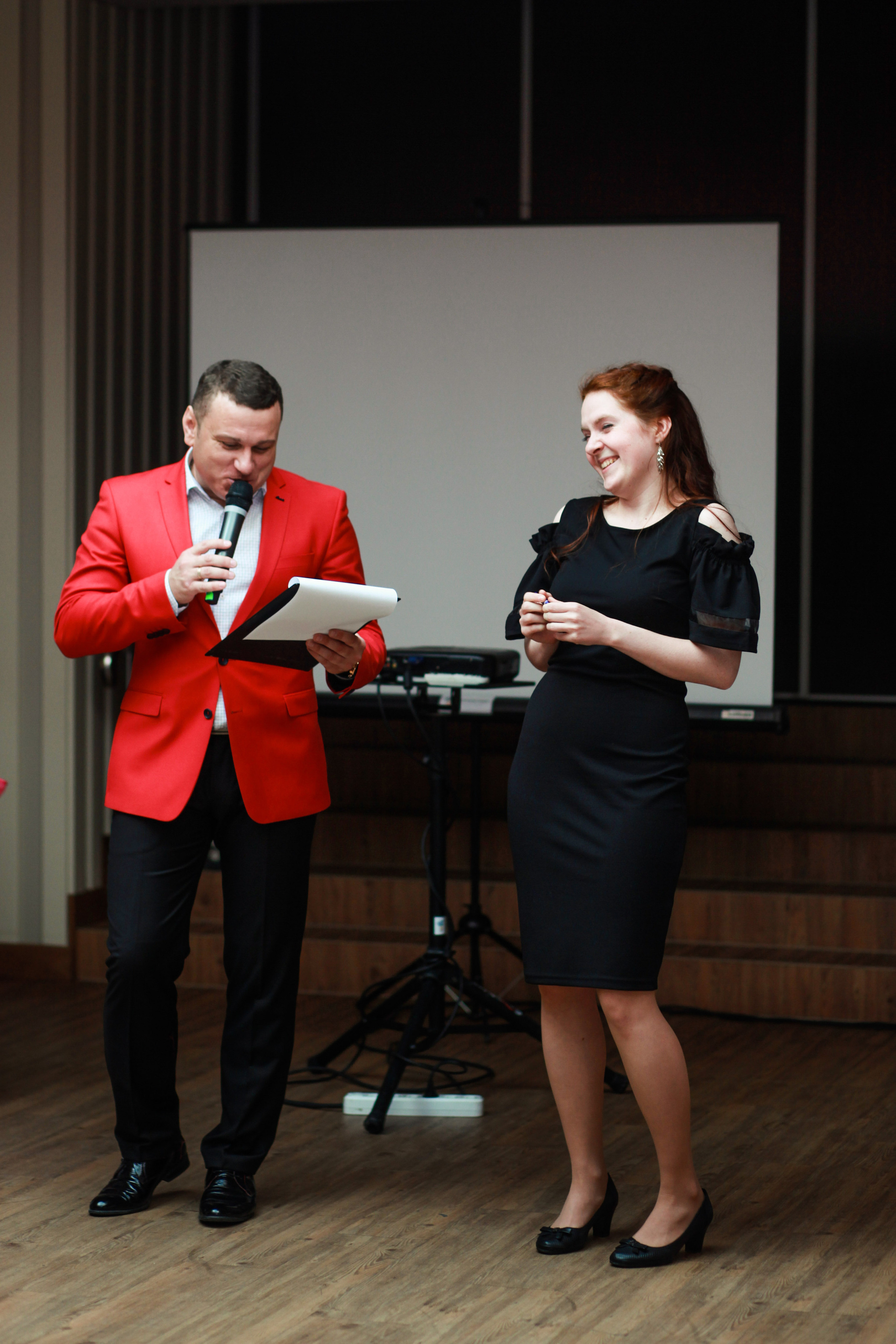 Олег и Полина 28 апреля, свадебная фотосъемка. Семейный и портретный фотограф в Екатеринбурге Анна Лобанова