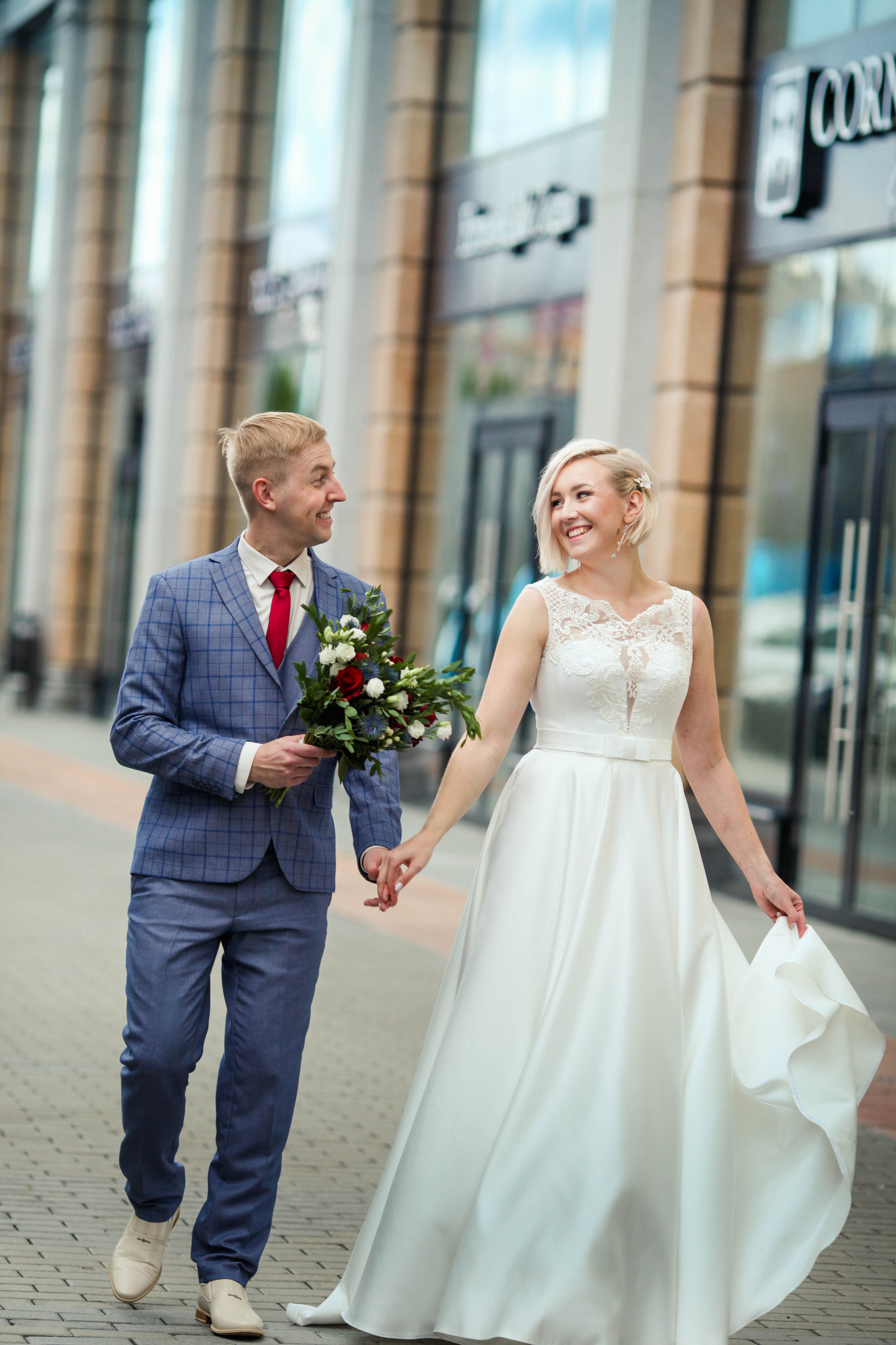 Константин и Ольга 11 августа, свадебная фотосъемка. Семейный и портретный фотограф в Екатеринбурге Анна Лобанова