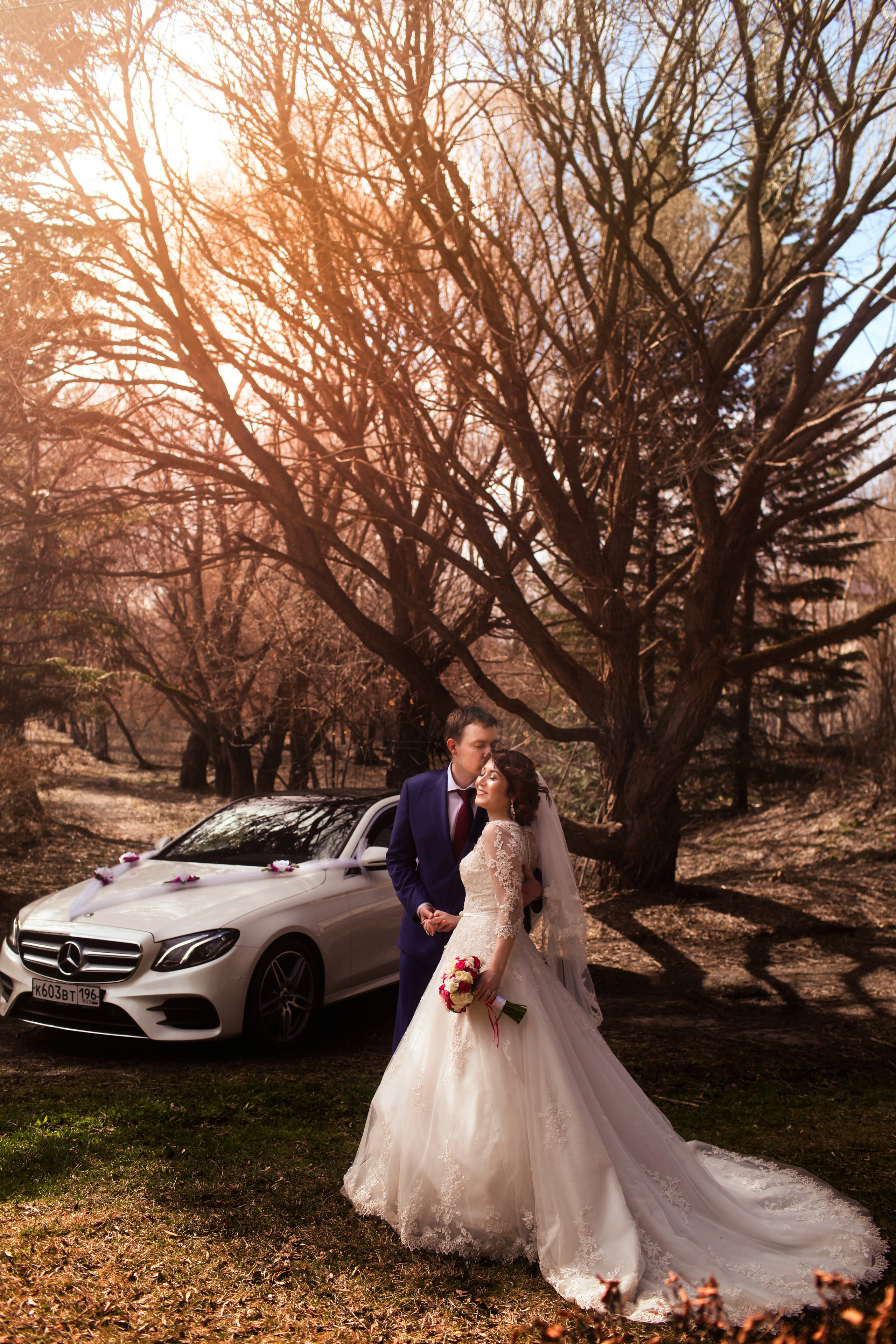 Олег и Полина 28 апреля, свадебная фотосъемка. Семейный и портретный фотограф в Екатеринбурге Анна Лобанова