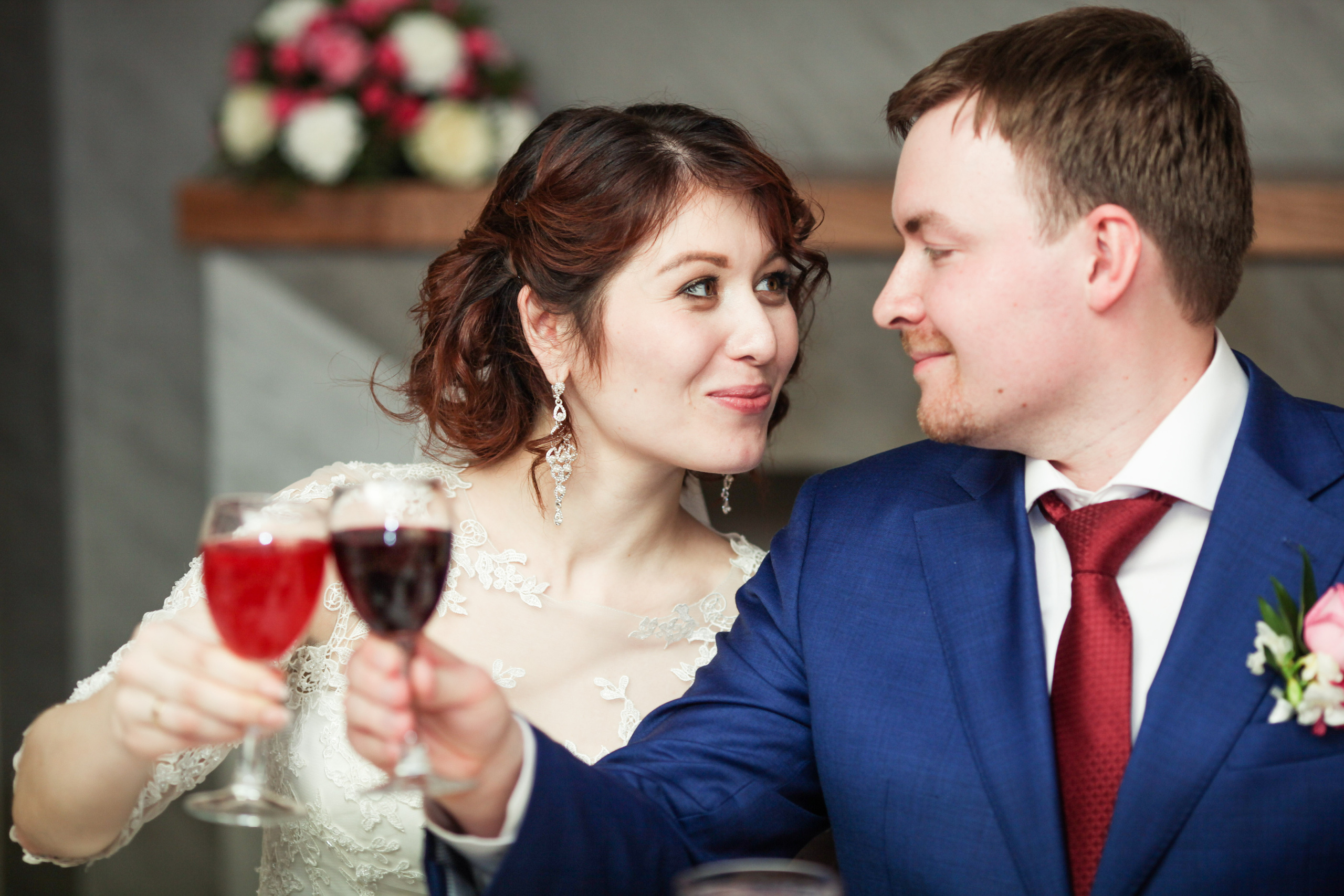 Олег и Полина 28 апреля, свадебная фотосъемка. Семейный и портретный фотограф в Екатеринбурге Анна Лобанова