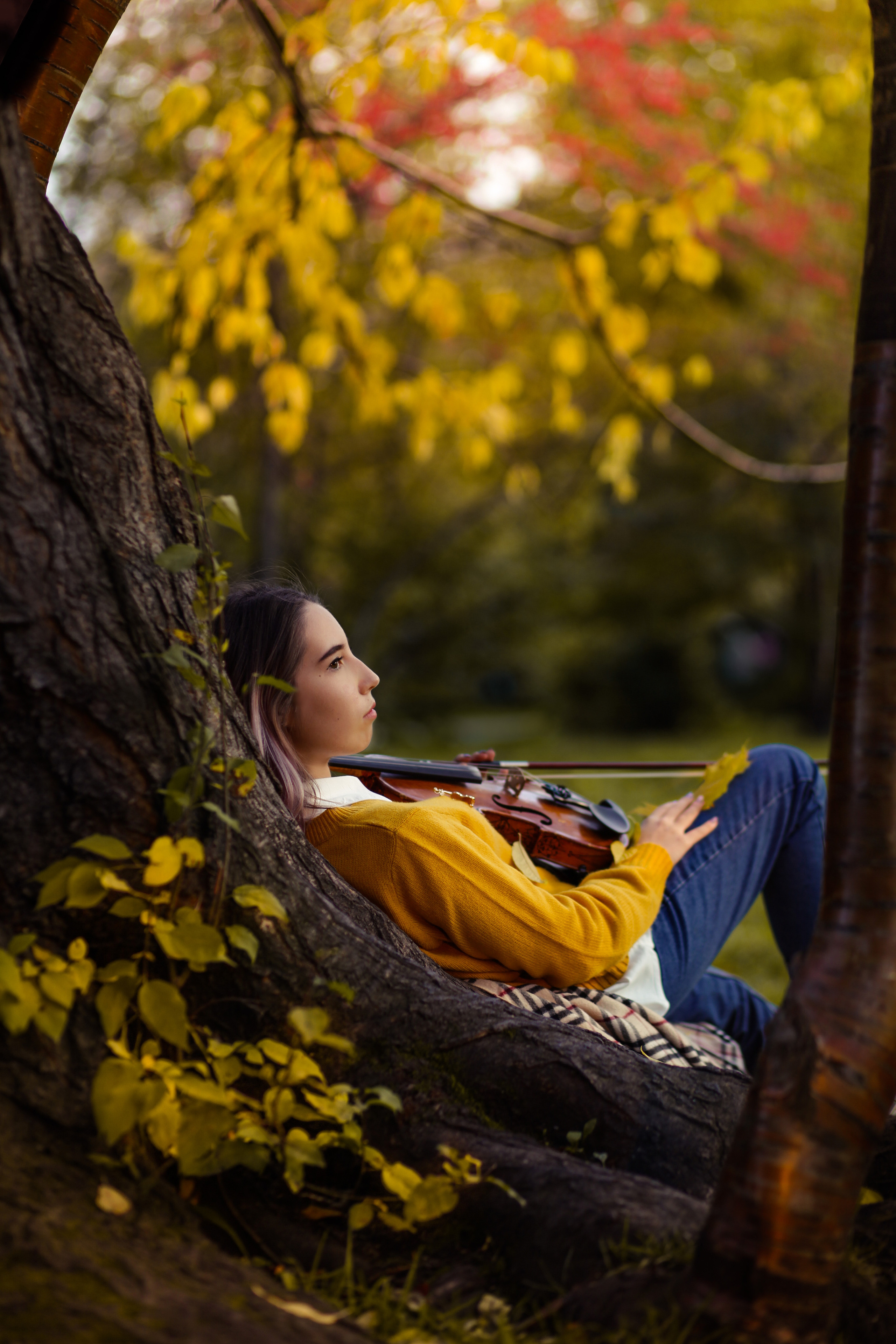 Осенняя фотосерия скрипачки Карины. Семейный и портретный фотограф в Екатеринбурге Анна Лобанова
