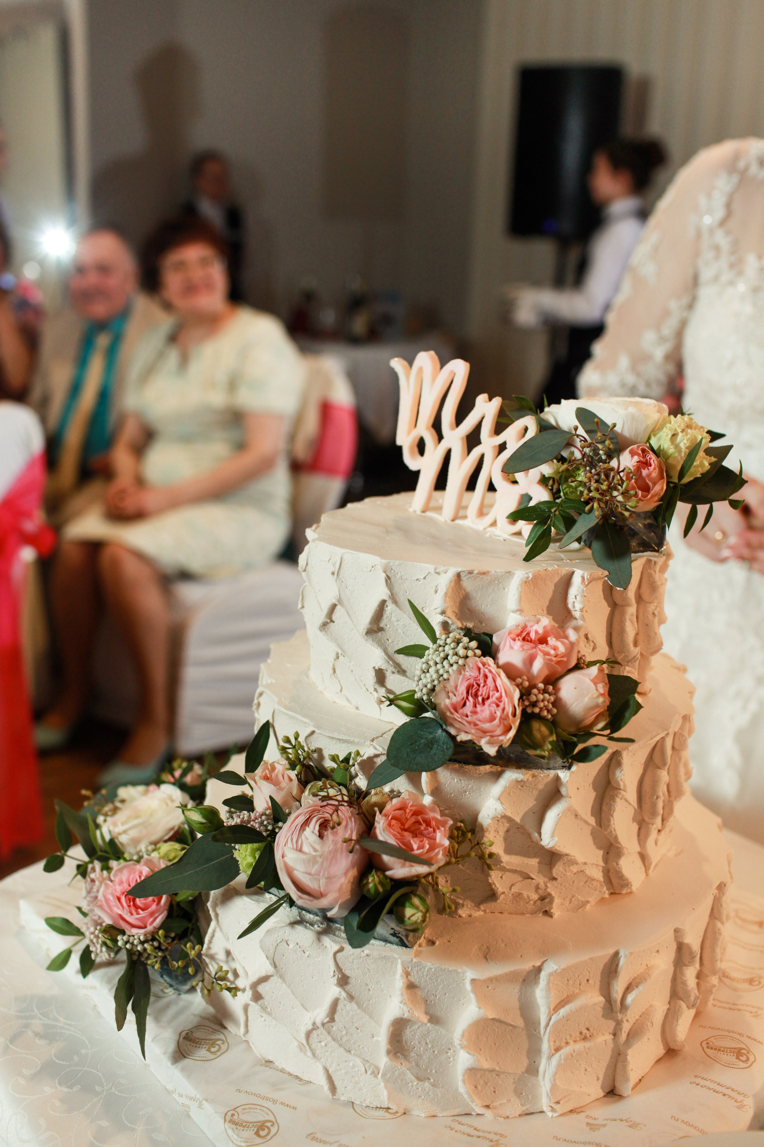 Олег и Полина 28 апреля, свадебная фотосъемка. Семейный и портретный фотограф в Екатеринбурге Анна Лобанова