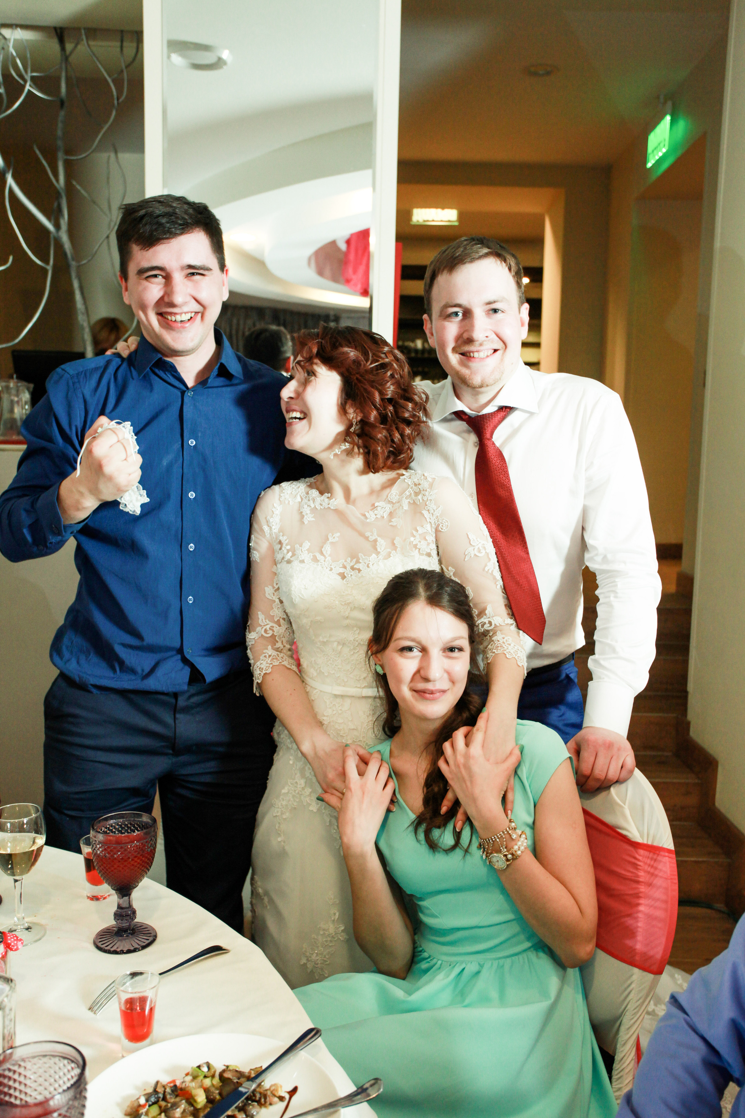 Олег и Полина 28 апреля, свадебная фотосъемка. Семейный и портретный фотограф в Екатеринбурге Анна Лобанова