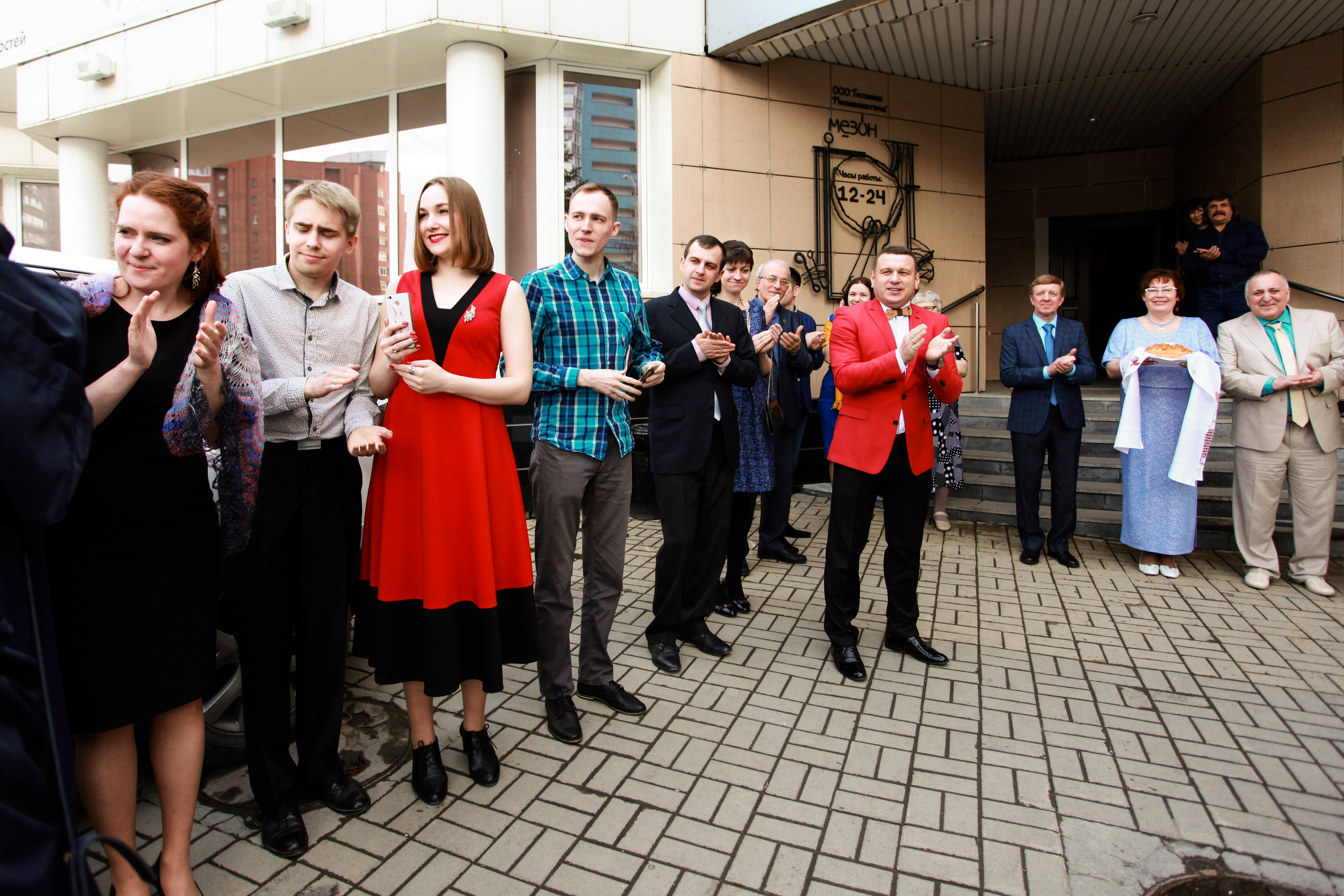 Олег и Полина 28 апреля, свадебная фотосъемка. Семейный и портретный фотограф в Екатеринбурге Анна Лобанова