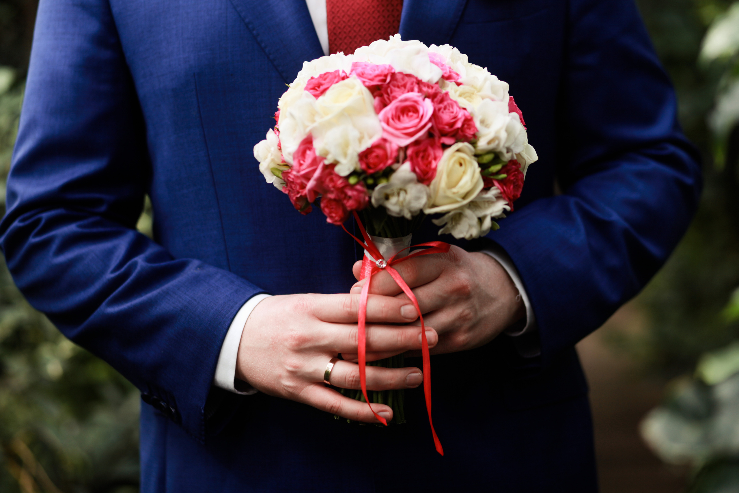 Олег и Полина 28 апреля, свадебная фотосъемка. Семейный и портретный фотограф в Екатеринбурге Анна Лобанова