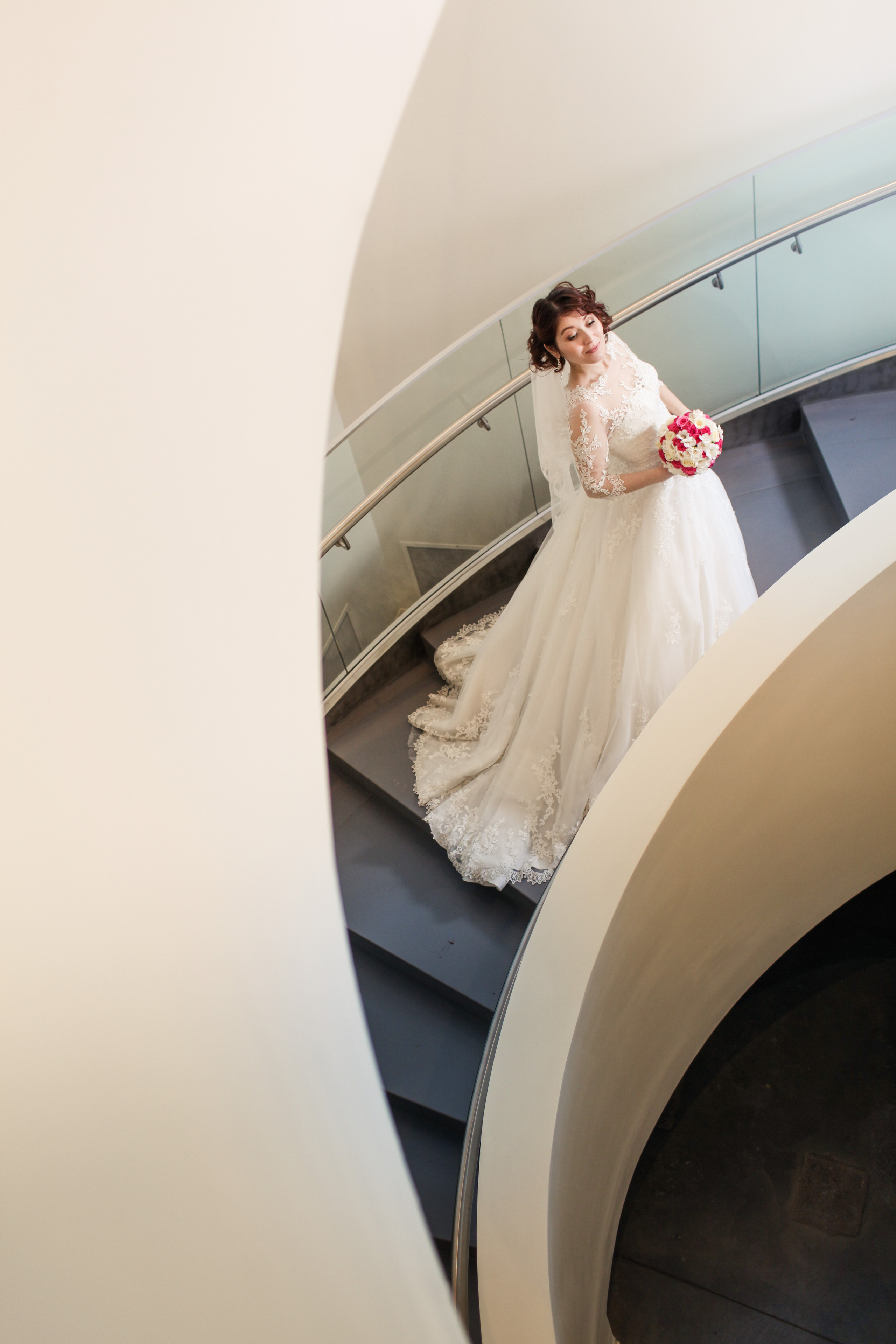 Олег и Полина 28 апреля, свадебная фотосъемка. Семейный и портретный фотограф в Екатеринбурге Анна Лобанова