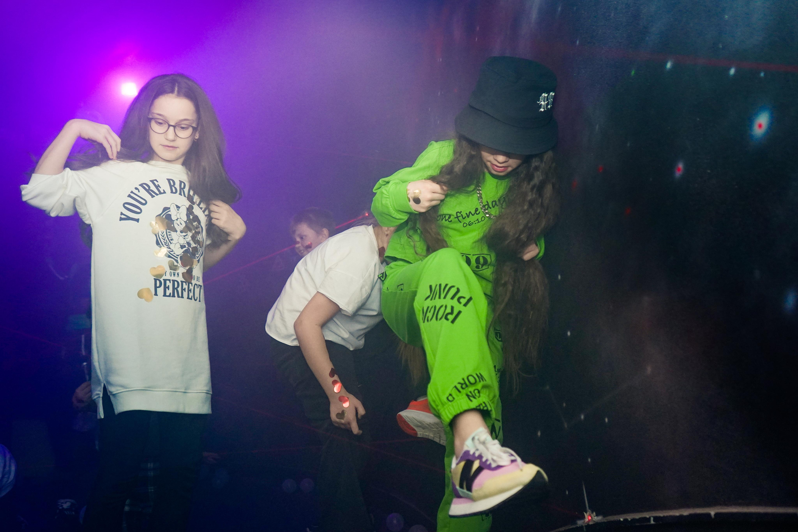 День рождения Киры в Футурамии. Семейный и портретный фотограф в Екатеринбурге Анна Лобанова