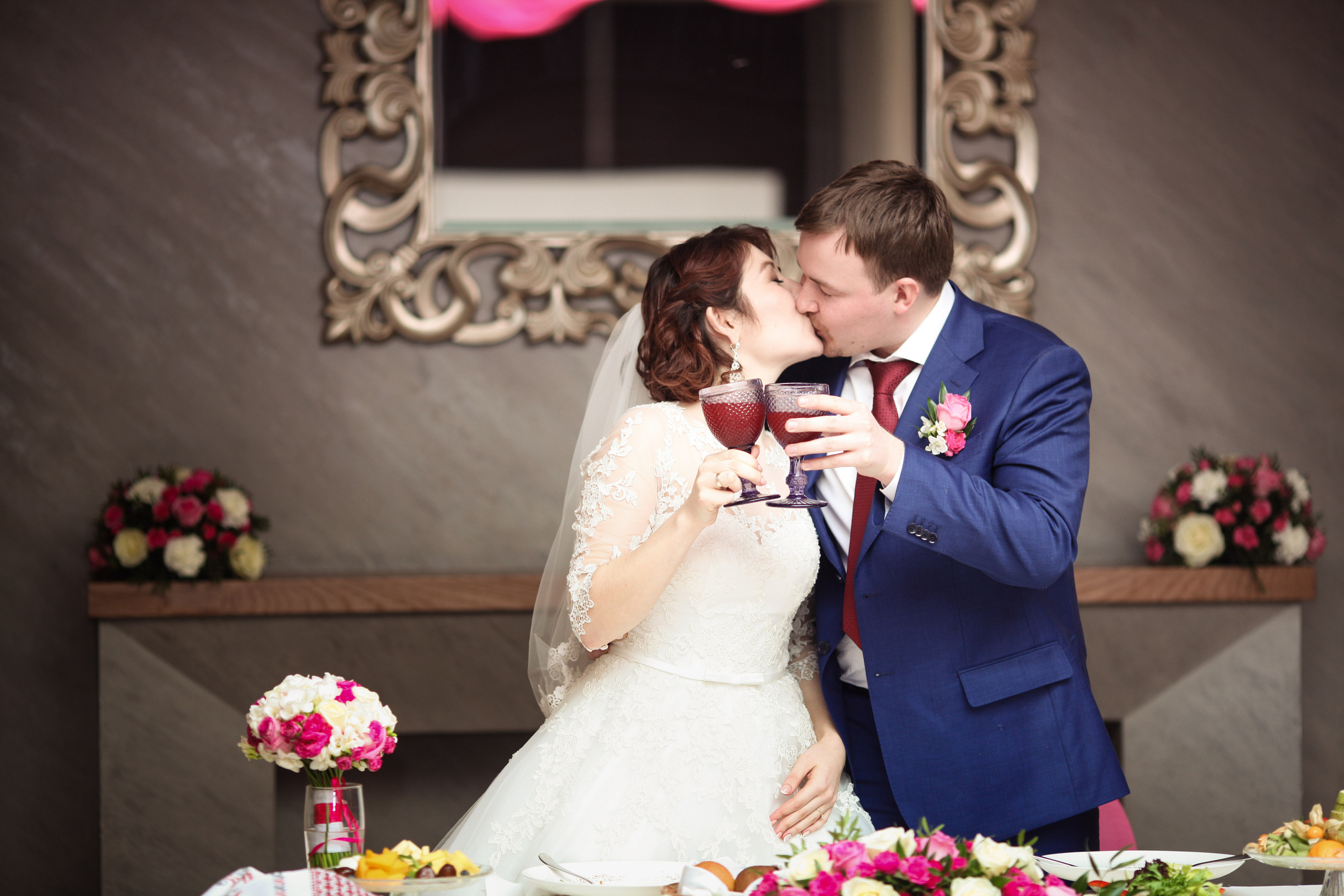 Олег и Полина 28 апреля, свадебная фотосъемка. Семейный и портретный фотограф в Екатеринбурге Анна Лобанова