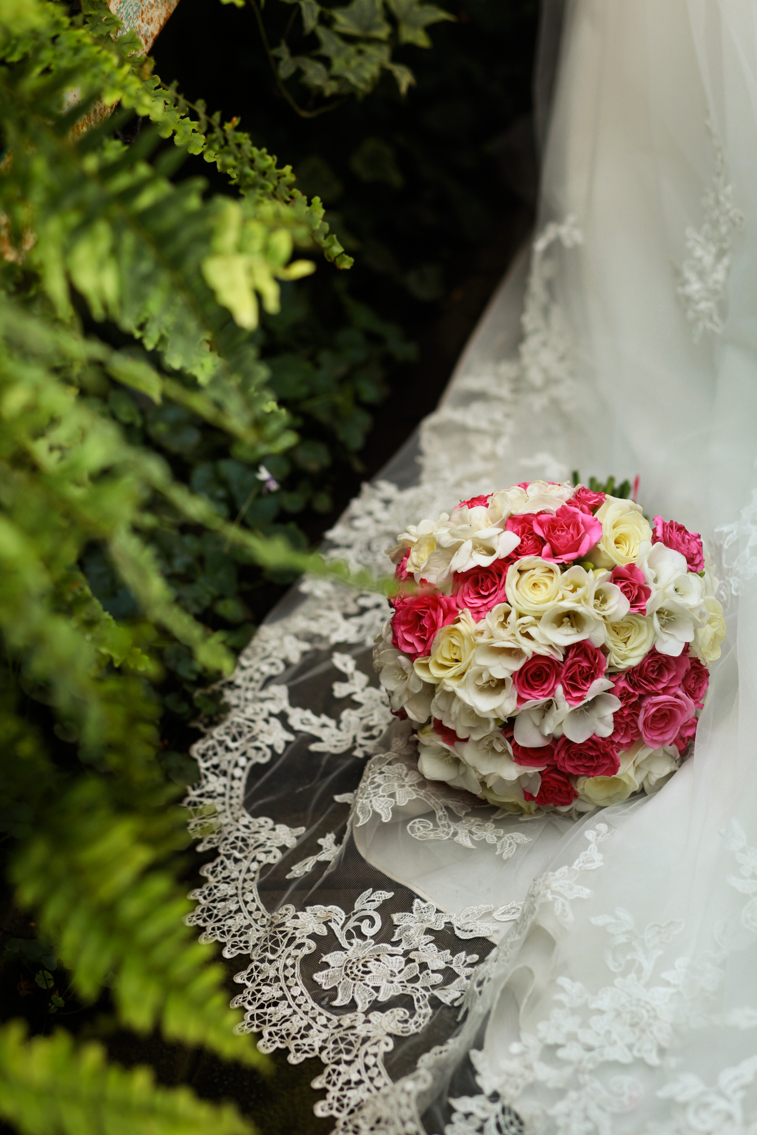 Олег и Полина 28 апреля, свадебная фотосъемка. Семейный и портретный фотограф в Екатеринбурге Анна Лобанова