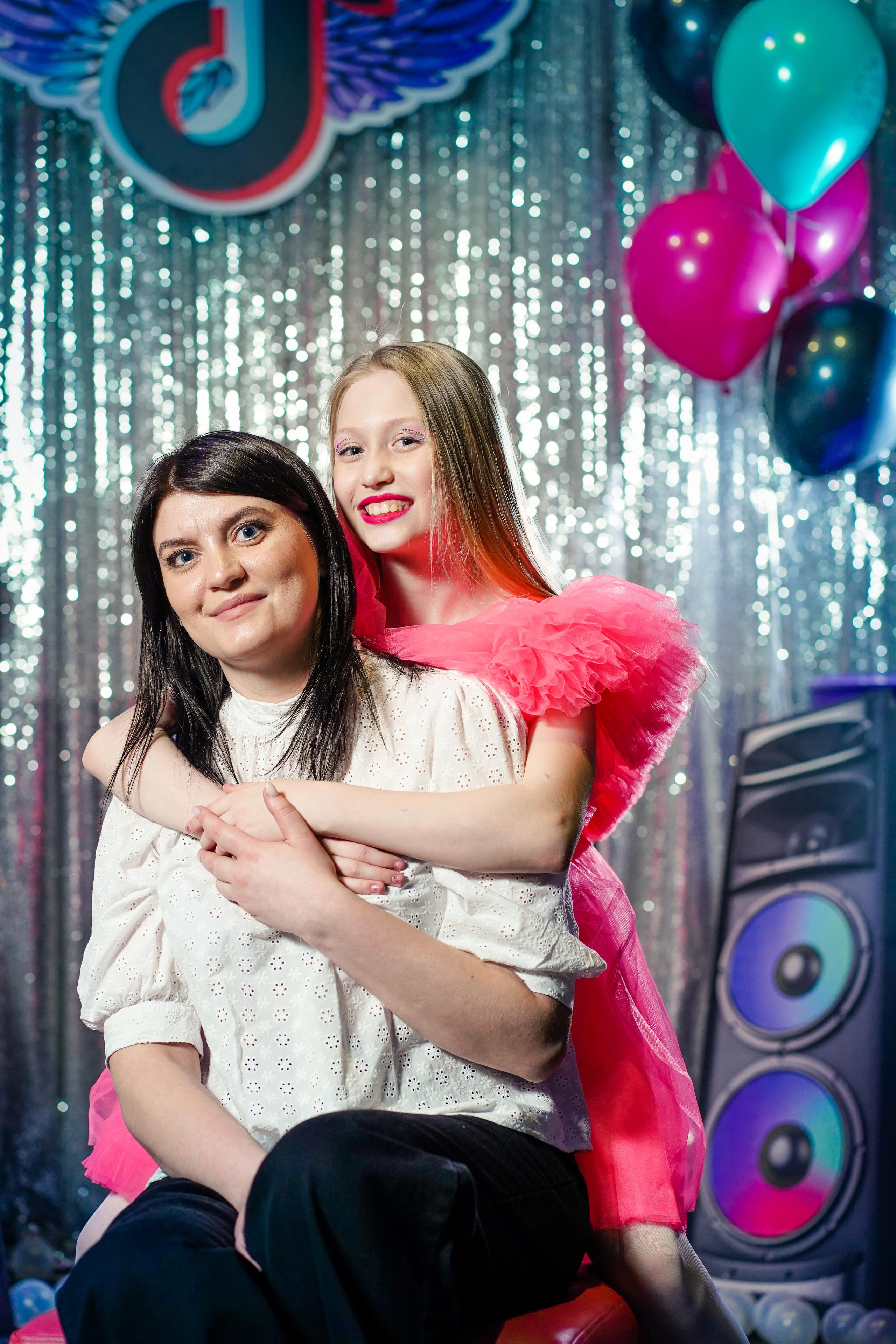 День рождения Киры в Футурамии. Семейный и портретный фотограф в Екатеринбурге Анна Лобанова