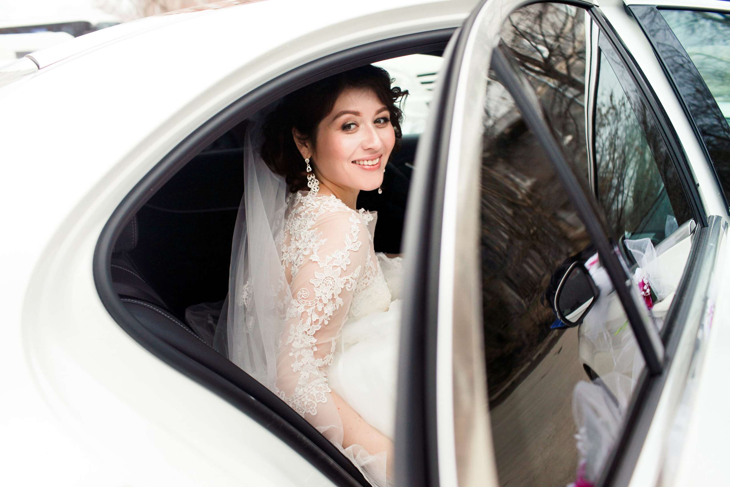 Олег и Полина 28 апреля, свадебная фотосъемка. Семейный и портретный фотограф в Екатеринбурге Анна Лобанова