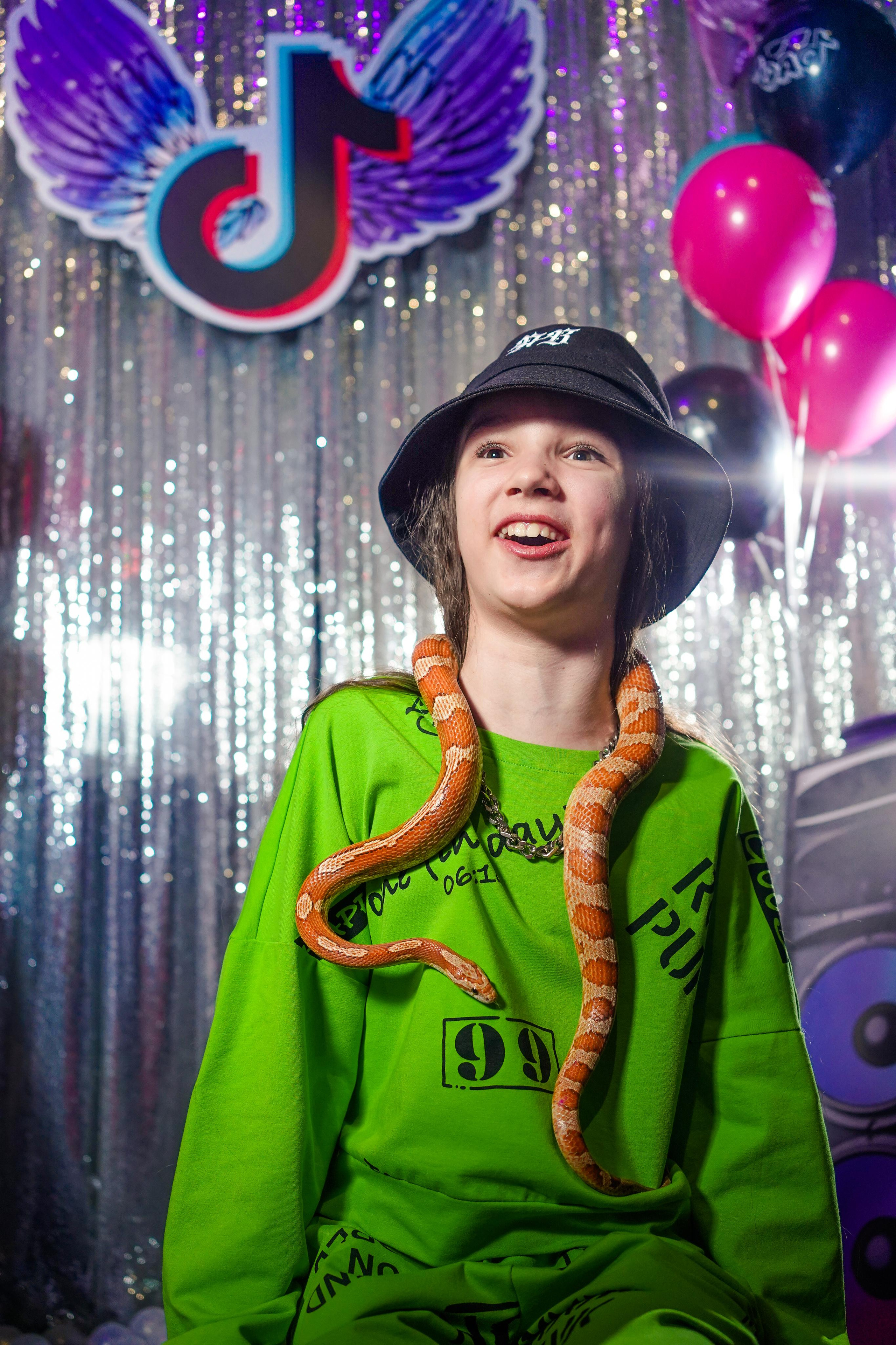 День рождения Киры в Футурамии. Семейный и портретный фотограф в Екатеринбурге Анна Лобанова