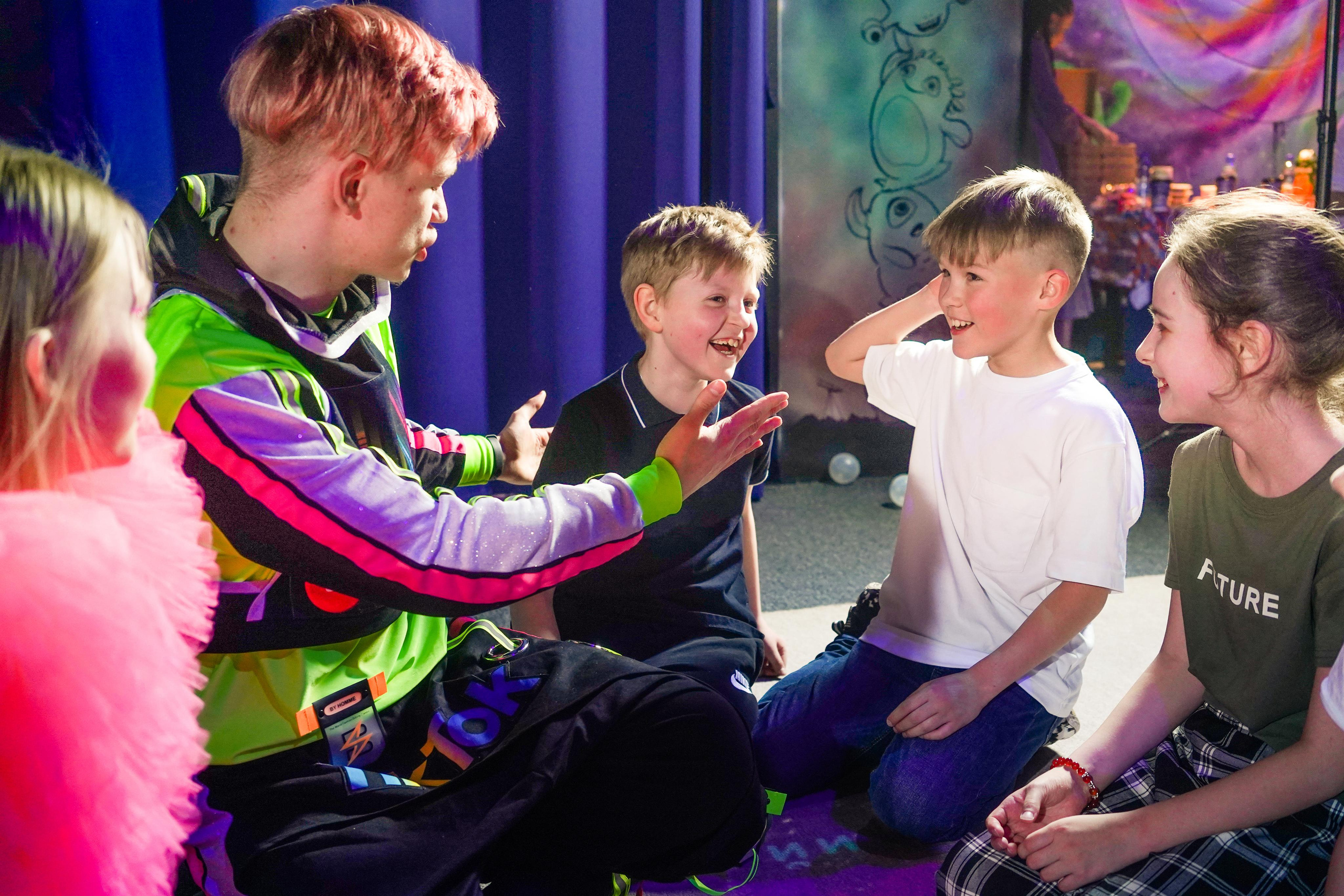 День рождения Киры в Футурамии. Семейный и портретный фотограф в Екатеринбурге Анна Лобанова