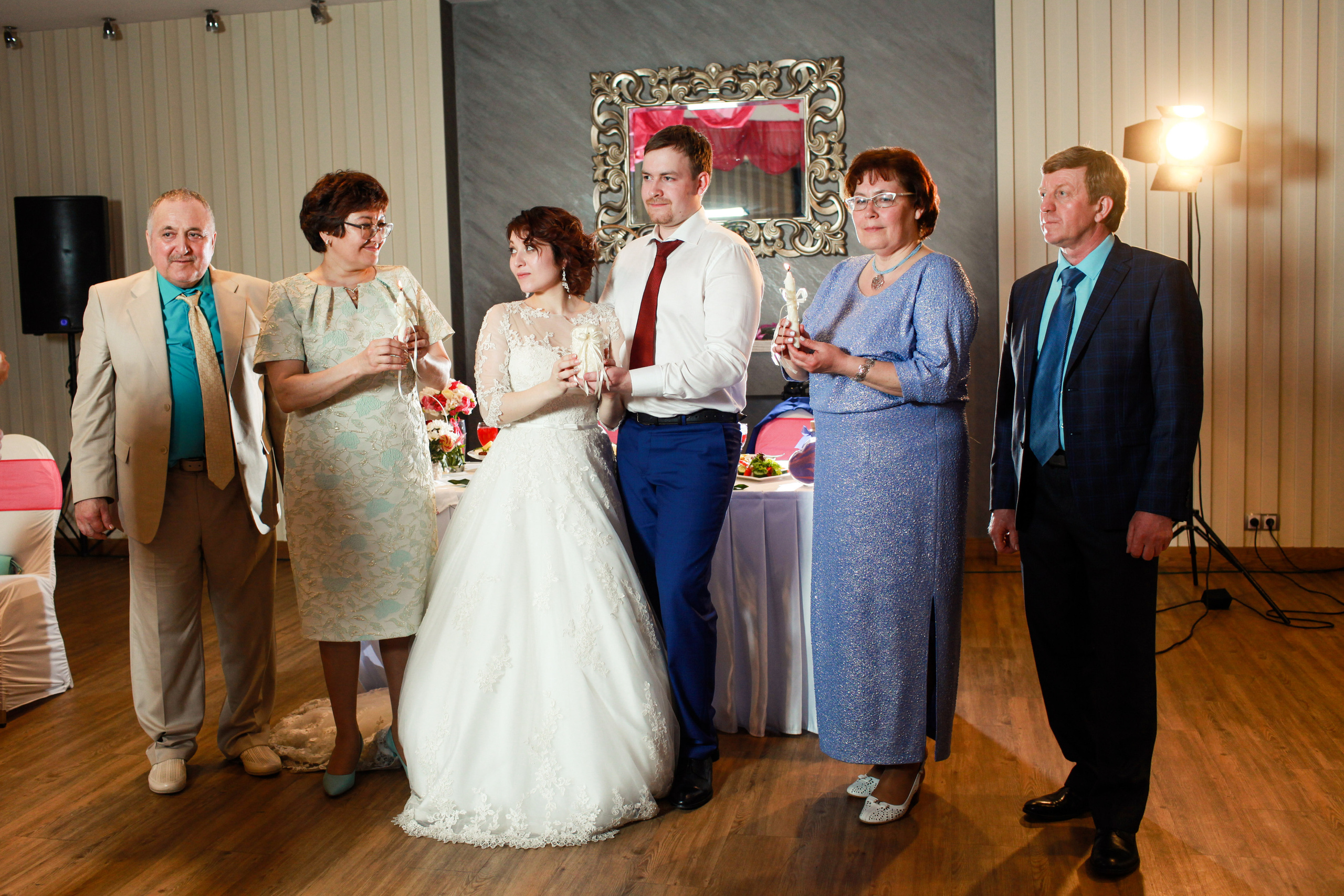 Олег и Полина 28 апреля, свадебная фотосъемка. Семейный и портретный фотограф в Екатеринбурге Анна Лобанова