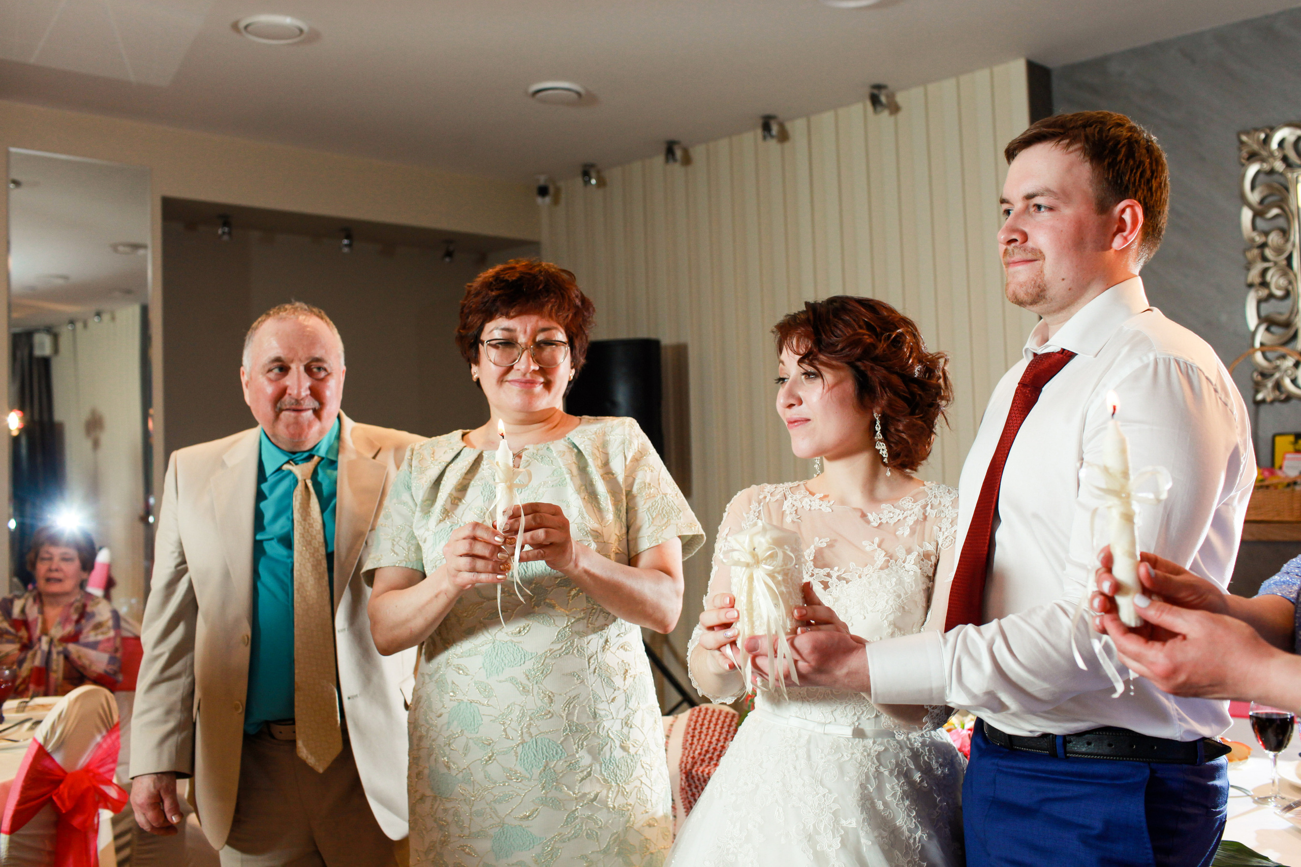 Олег и Полина 28 апреля, свадебная фотосъемка. Семейный и портретный фотограф в Екатеринбурге Анна Лобанова