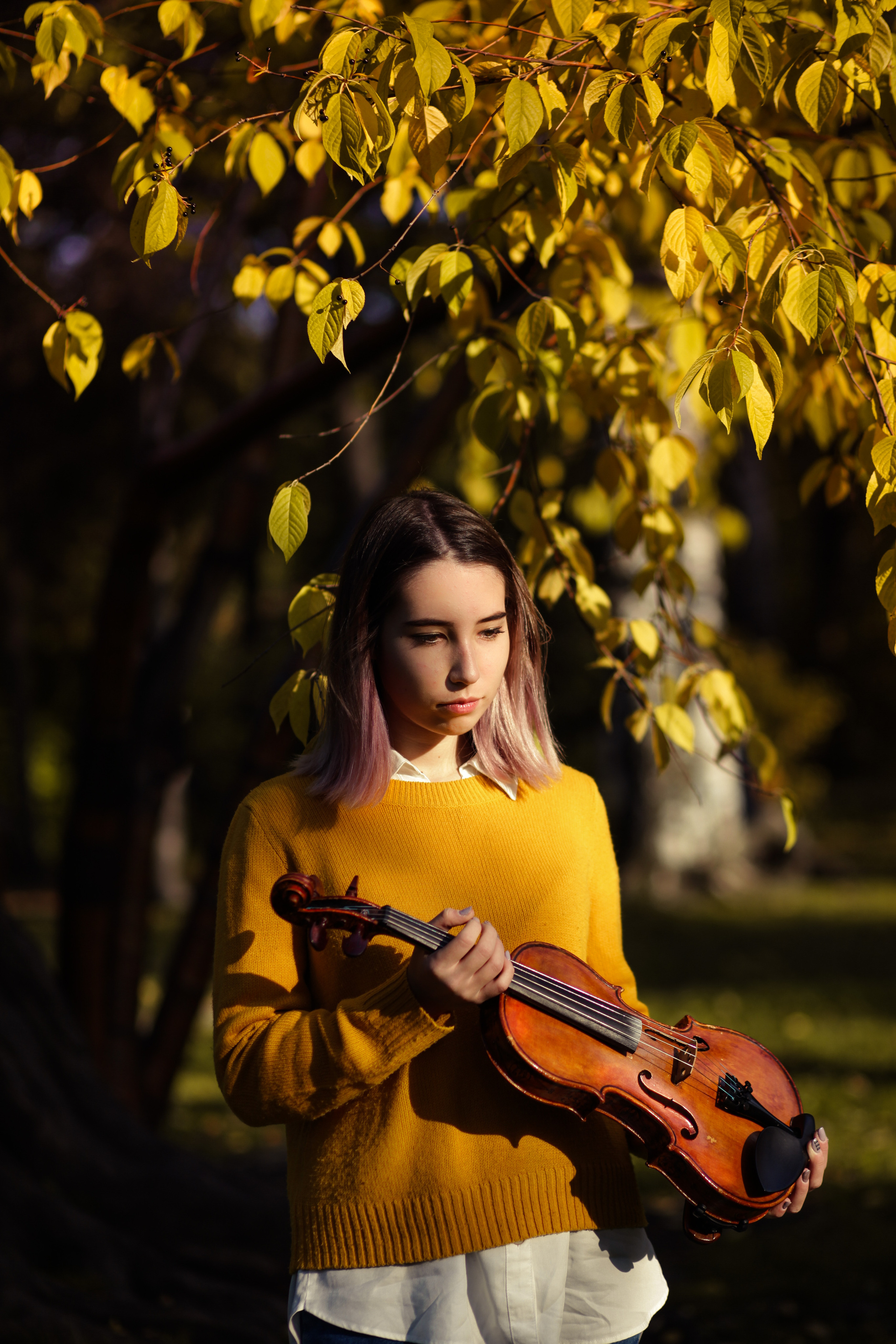 Осенняя фотосерия скрипачки Карины. Семейный и портретный фотограф в Екатеринбурге Анна Лобанова