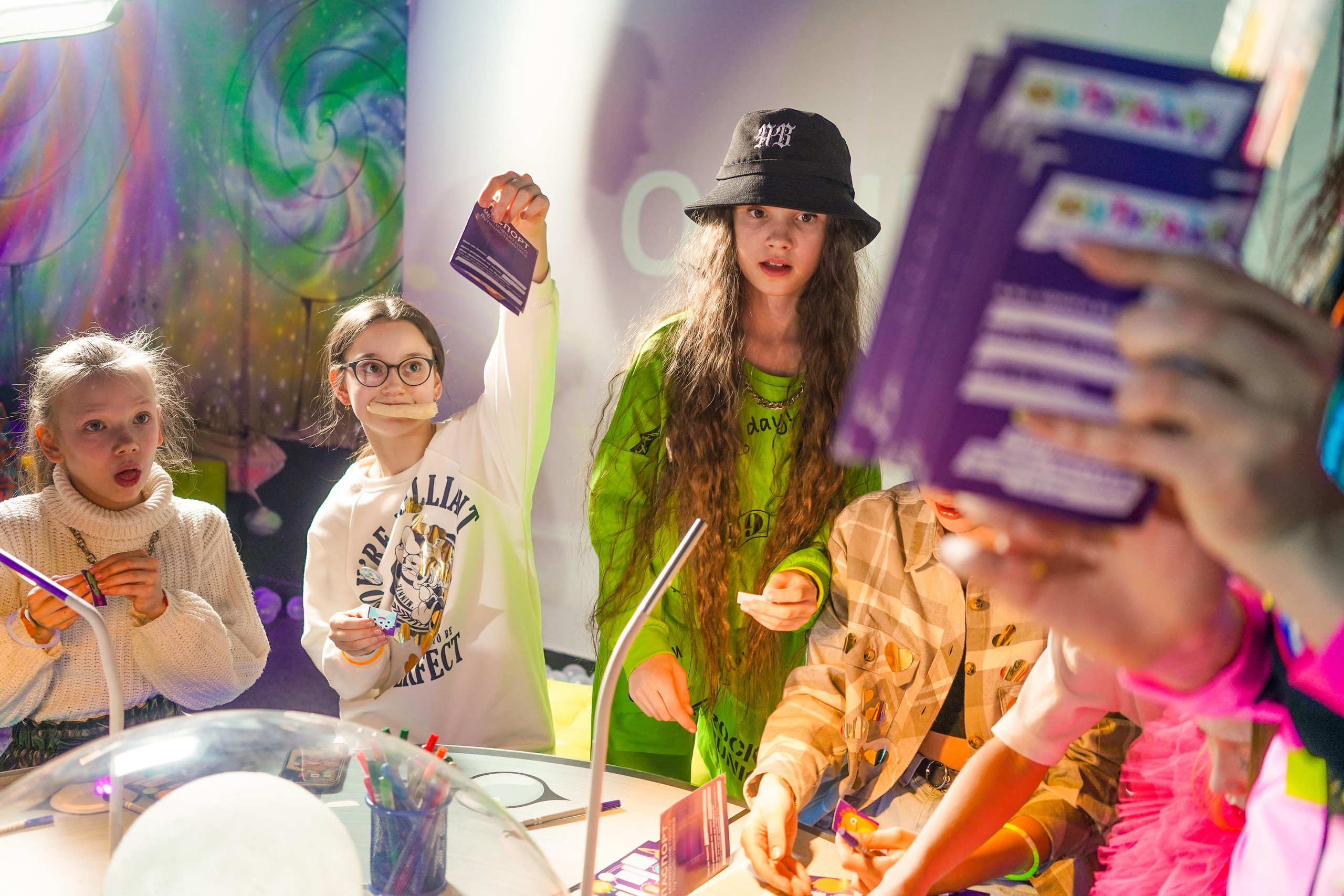 День рождения Киры в Футурамии. Семейный и портретный фотограф в Екатеринбурге Анна Лобанова