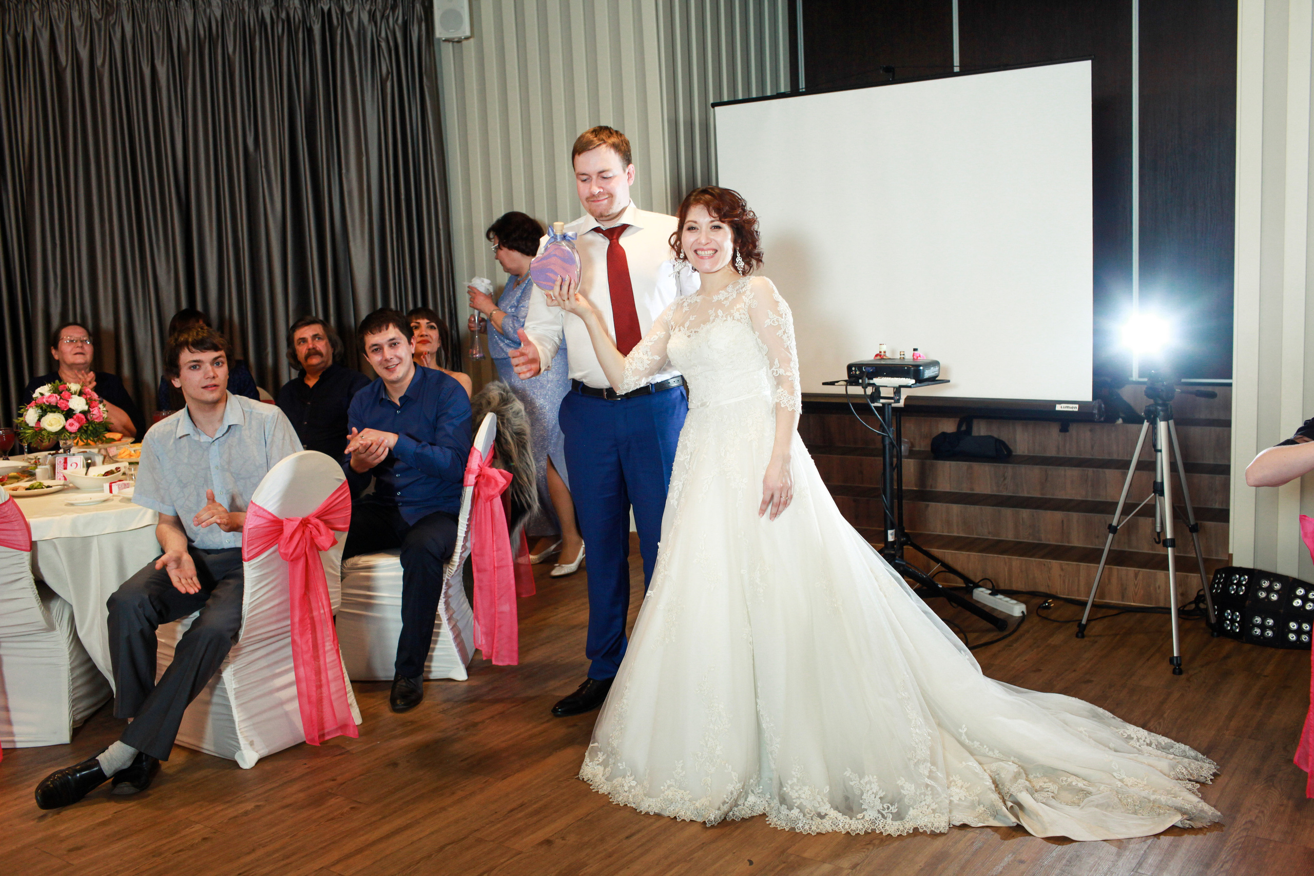 Олег и Полина 28 апреля, свадебная фотосъемка. Семейный и портретный фотограф в Екатеринбурге Анна Лобанова