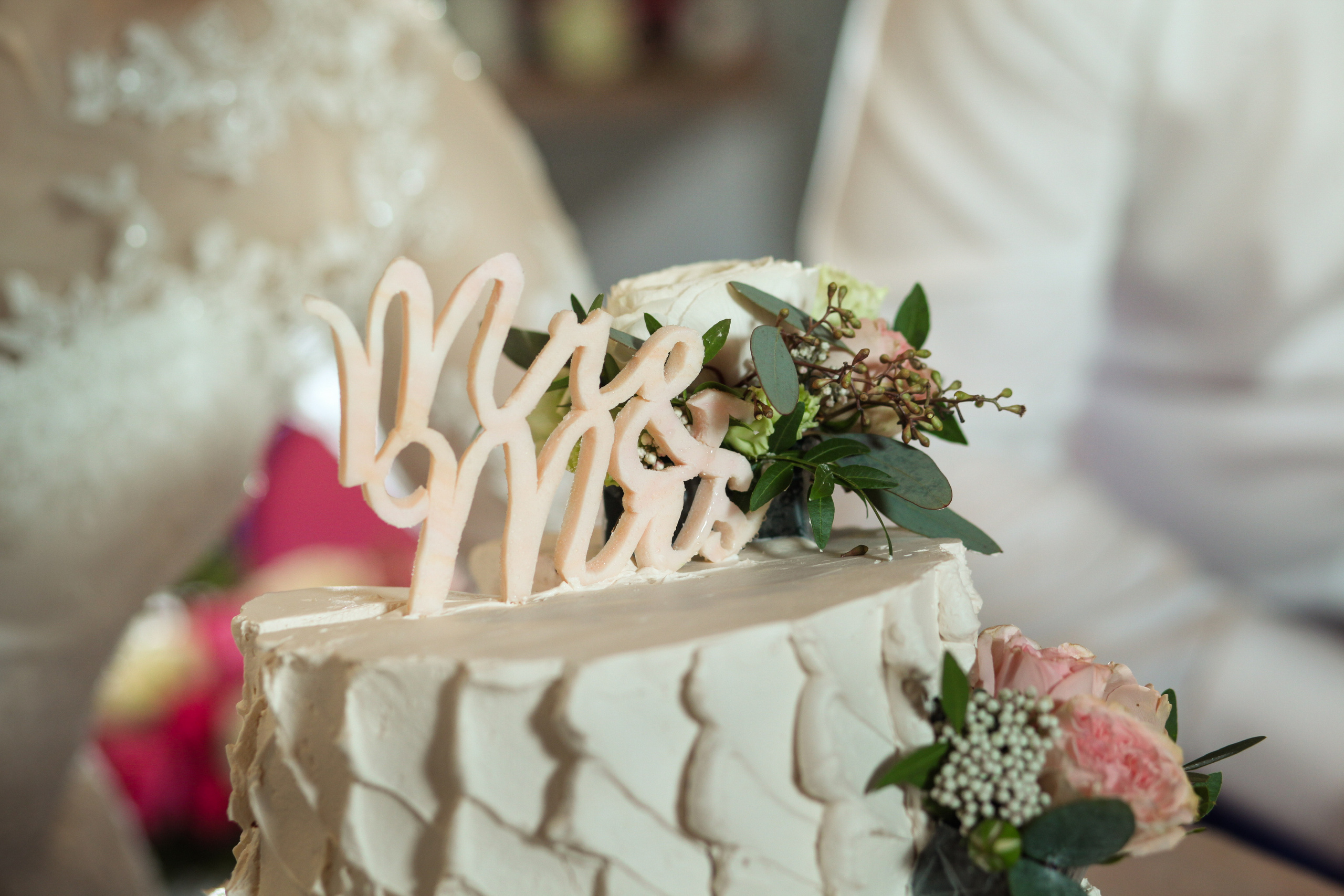 Олег и Полина 28 апреля, свадебная фотосъемка. Семейный и портретный фотограф в Екатеринбурге Анна Лобанова