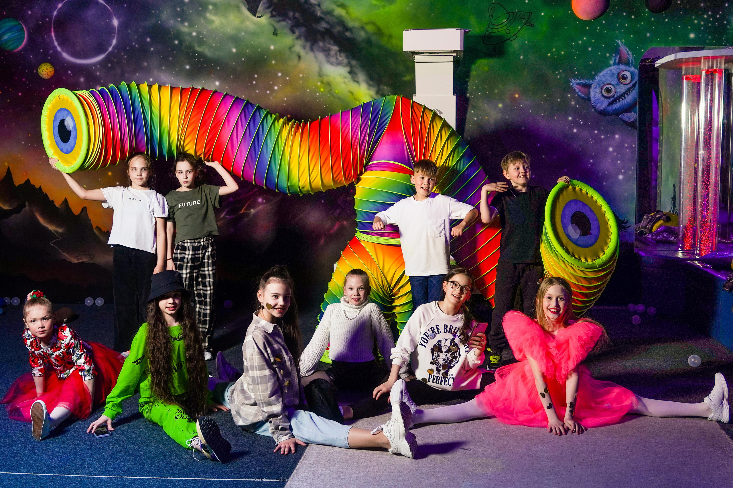 День рождения Киры в Футурамии. Семейный и портретный фотограф в Екатеринбурге Анна Лобанова