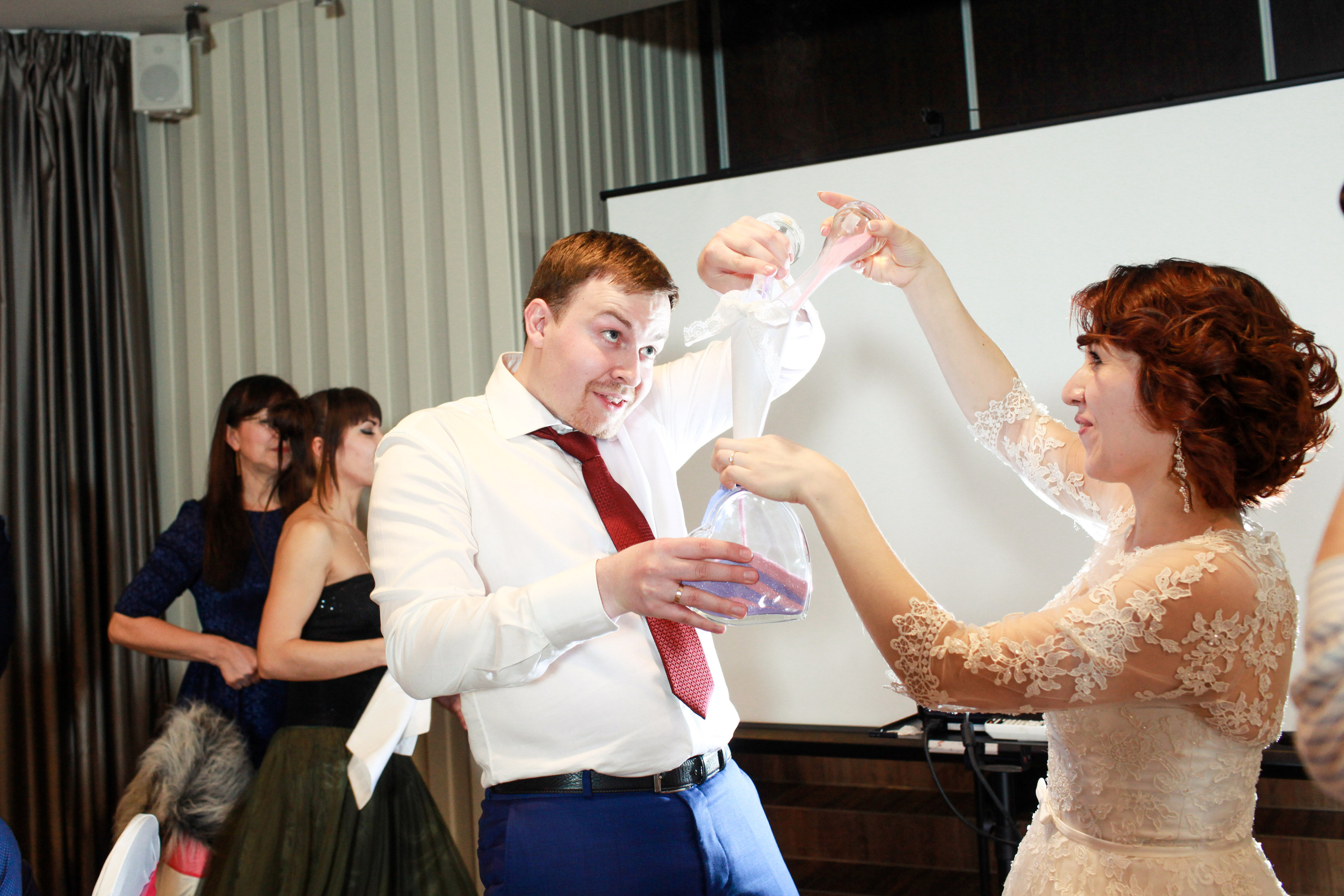 Олег и Полина 28 апреля, свадебная фотосъемка. Семейный и портретный фотограф в Екатеринбурге Анна Лобанова