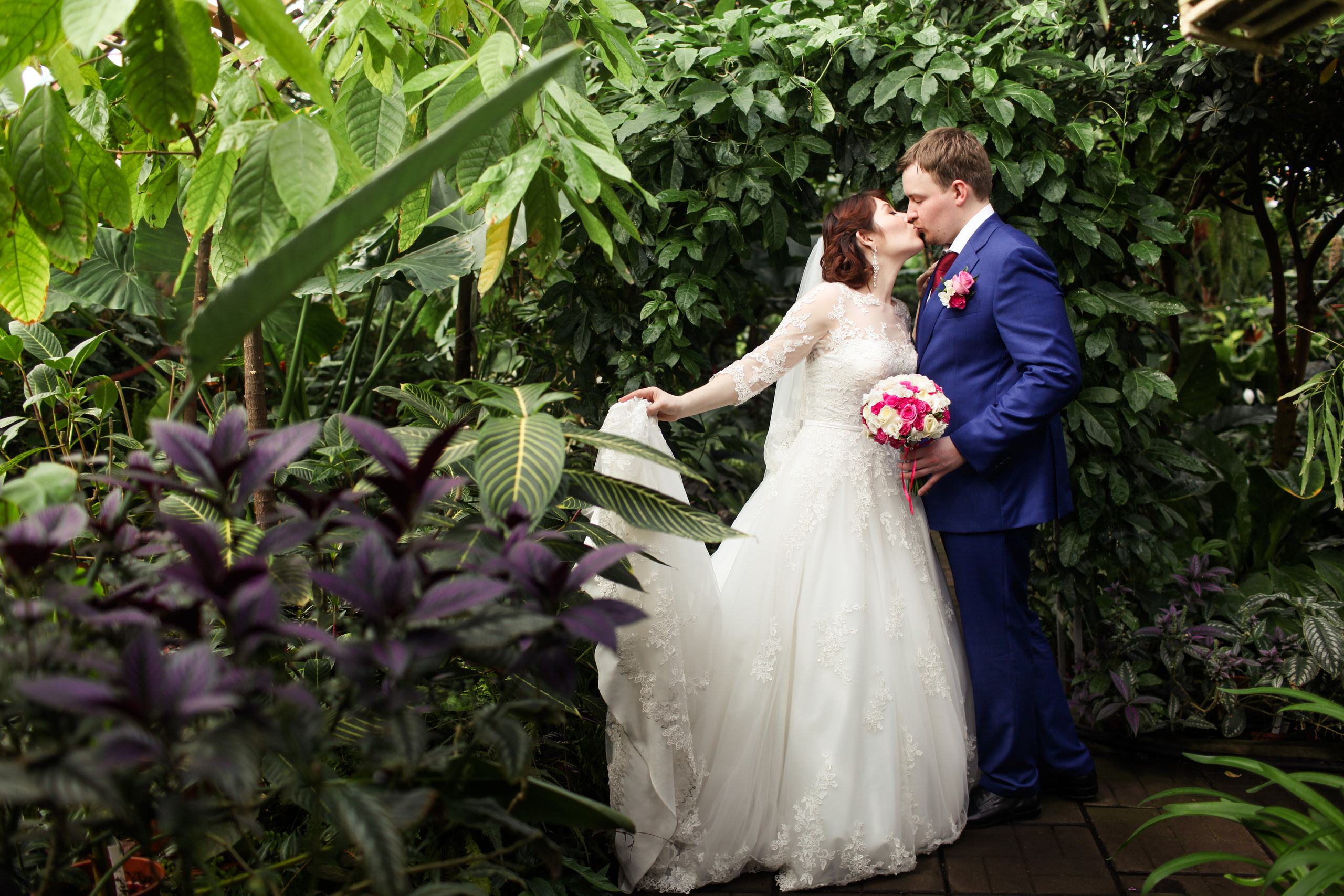 Олег и Полина 28 апреля, свадебная фотосъемка. Семейный и портретный фотограф в Екатеринбурге Анна Лобанова