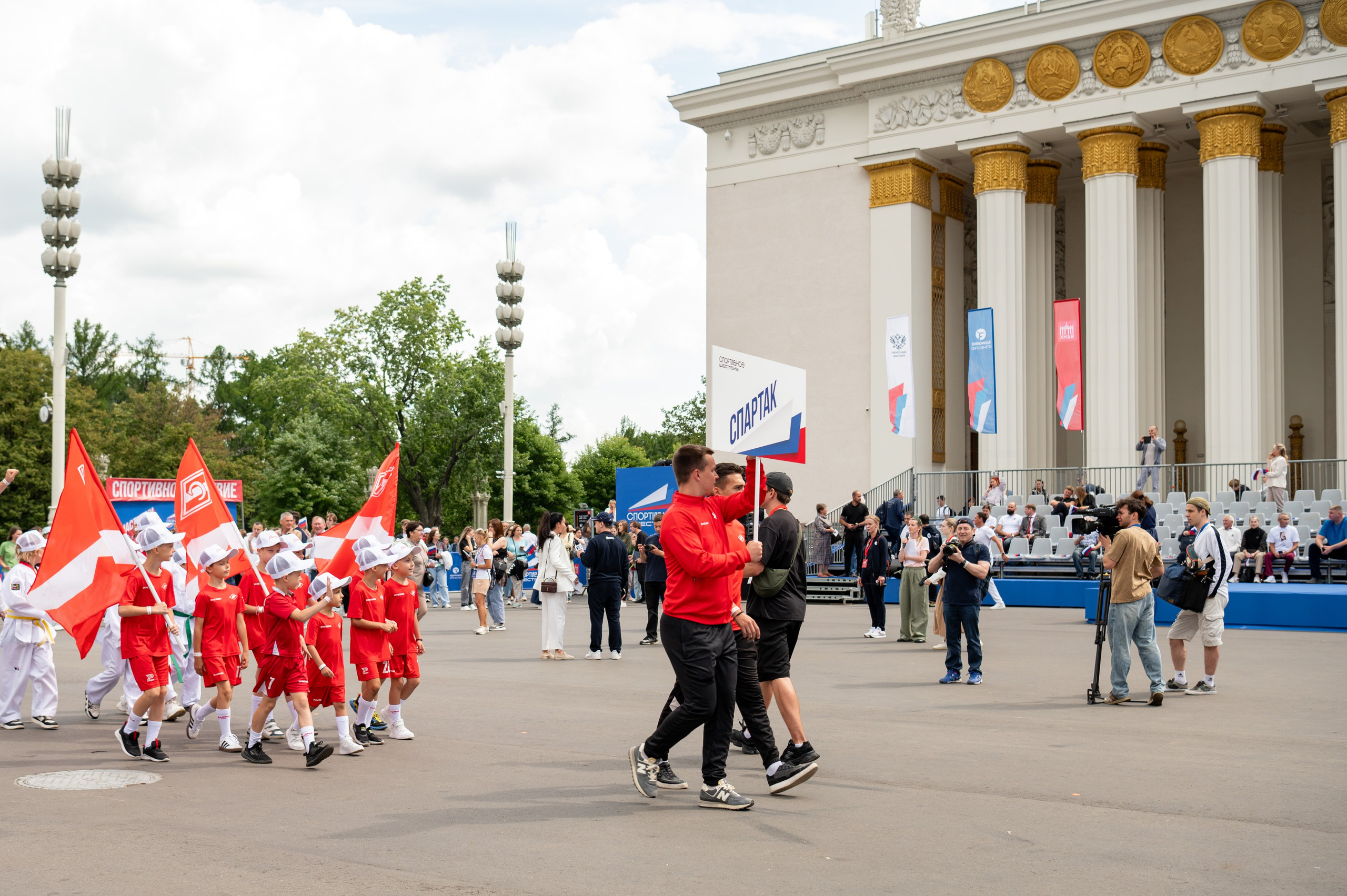 Спортивное шествие посвященное Дню физкультурника!. Детский и семейный фотограф г. Москва Оксана Катаджи
