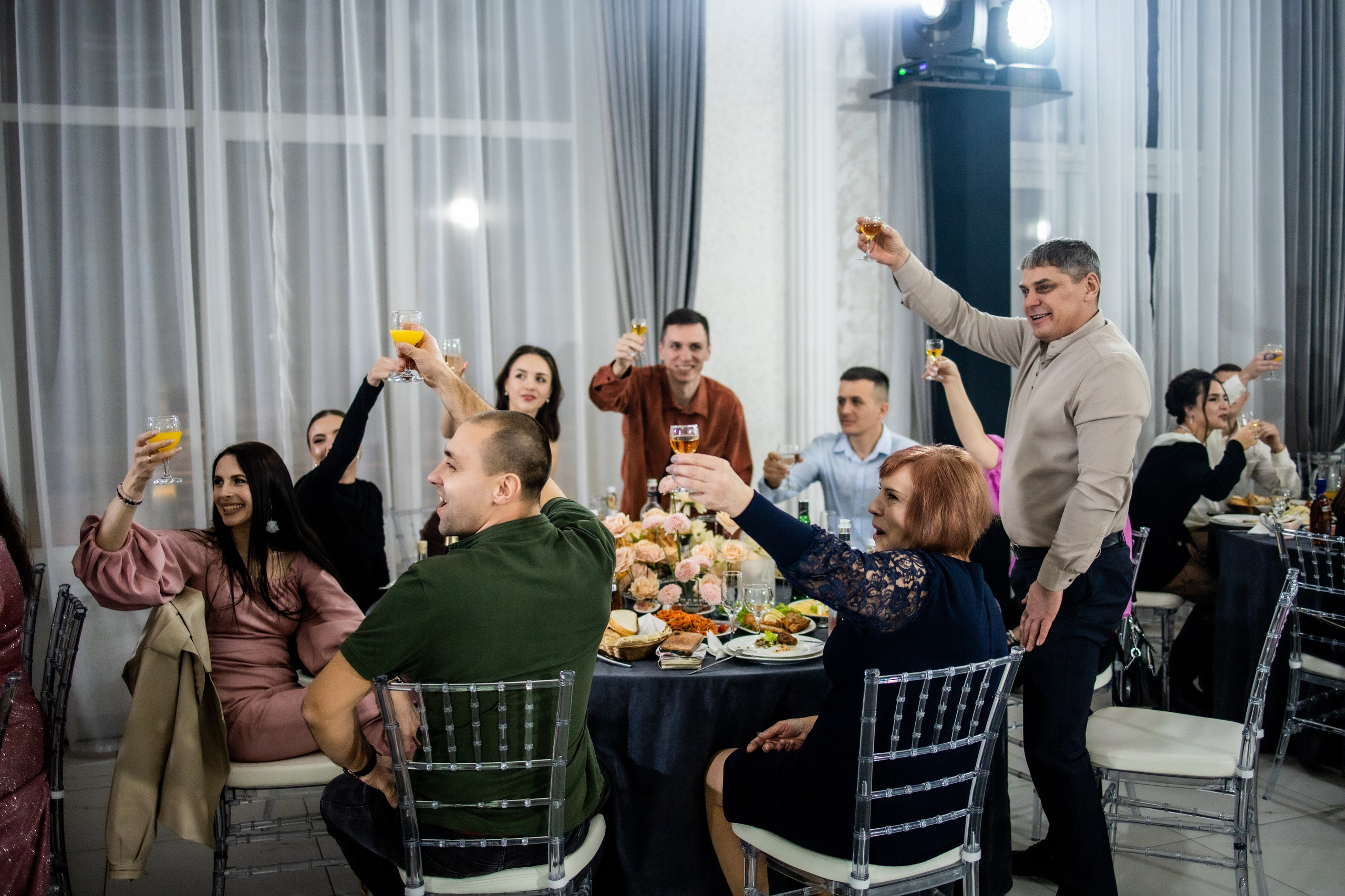 Артем и Вероника — Торжество. Фотограф Надежда Лукьянова