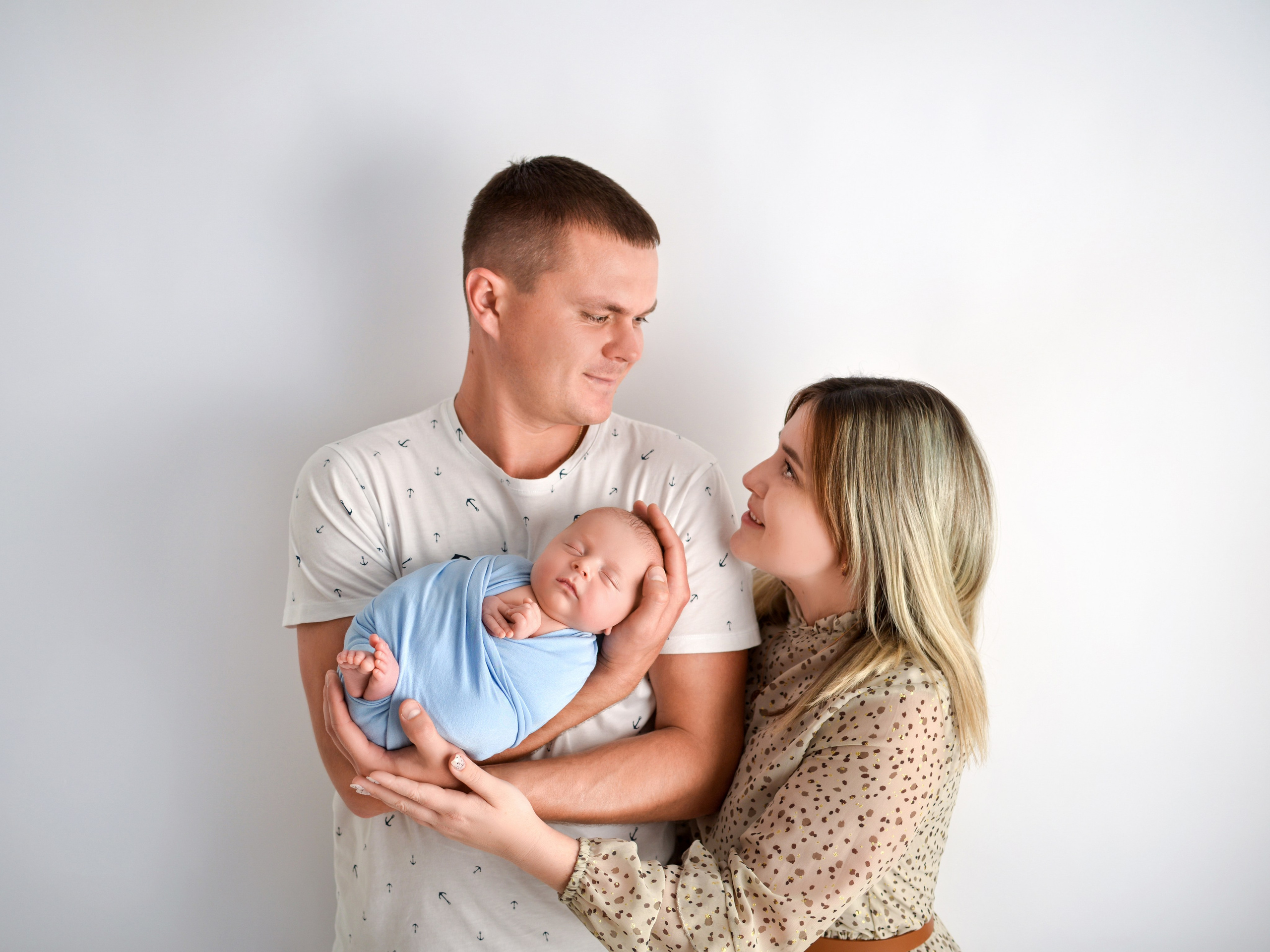 Фотосессия новорожденного ньюборн Краснодар. Фотограф новорожденных Краснодар Малышенко Надежда