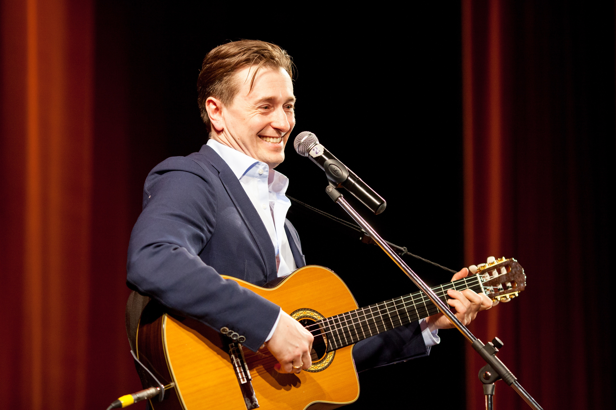 Meeting with Bezrukov at Moscow State University. Commercial photographer | Anton Ermakov