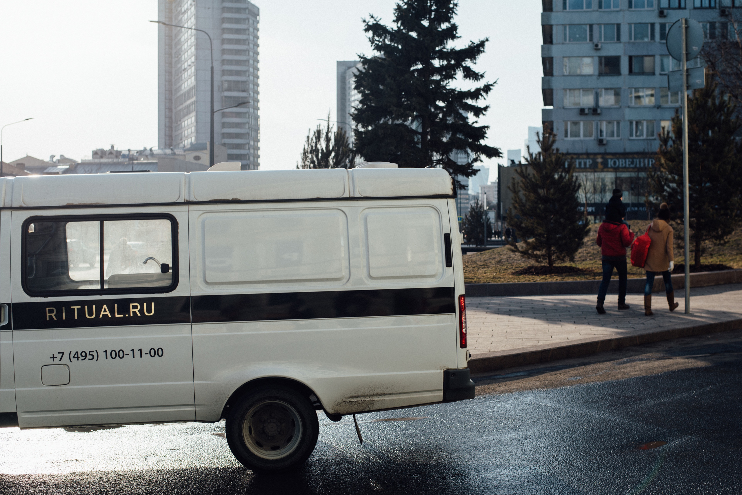 Street photography. Commercial photographer | Anton Ermakov